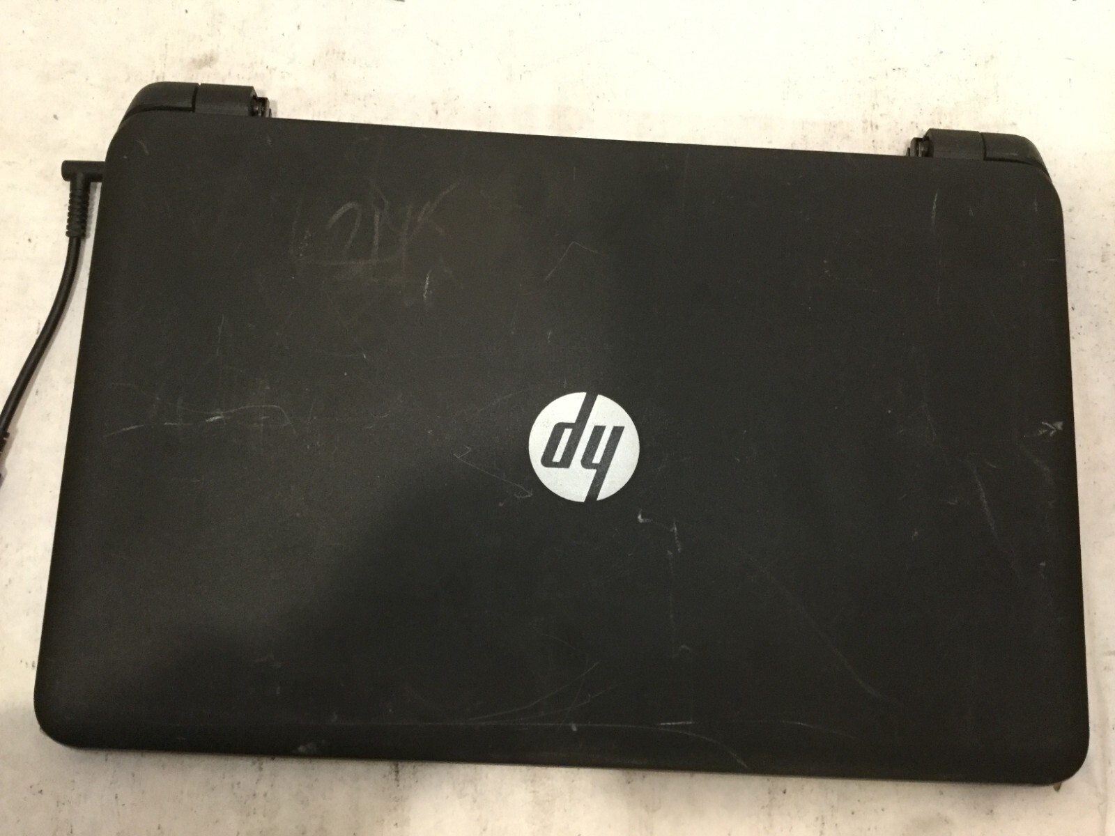 HP 15-f233wm 15.6” / Intel Celeron N3050 @ 1.60GHz / (MISSING PARTS!) -MR
