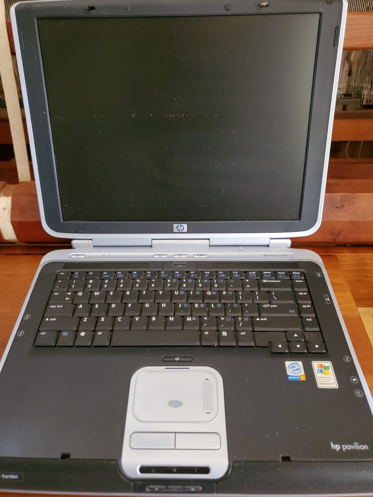 Three Old Laptop lot for parts Dell / HP