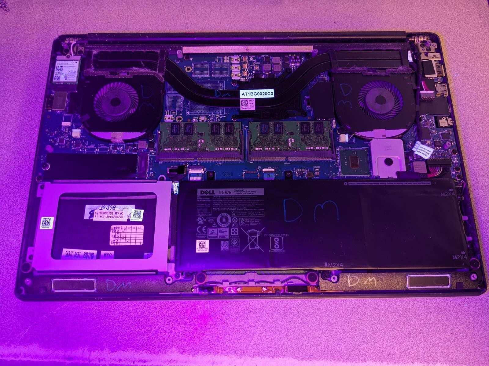 DELL XPS 15 9550 i3-6100H @ 2.70GHz, 8GB RAM, NO HDD/OS