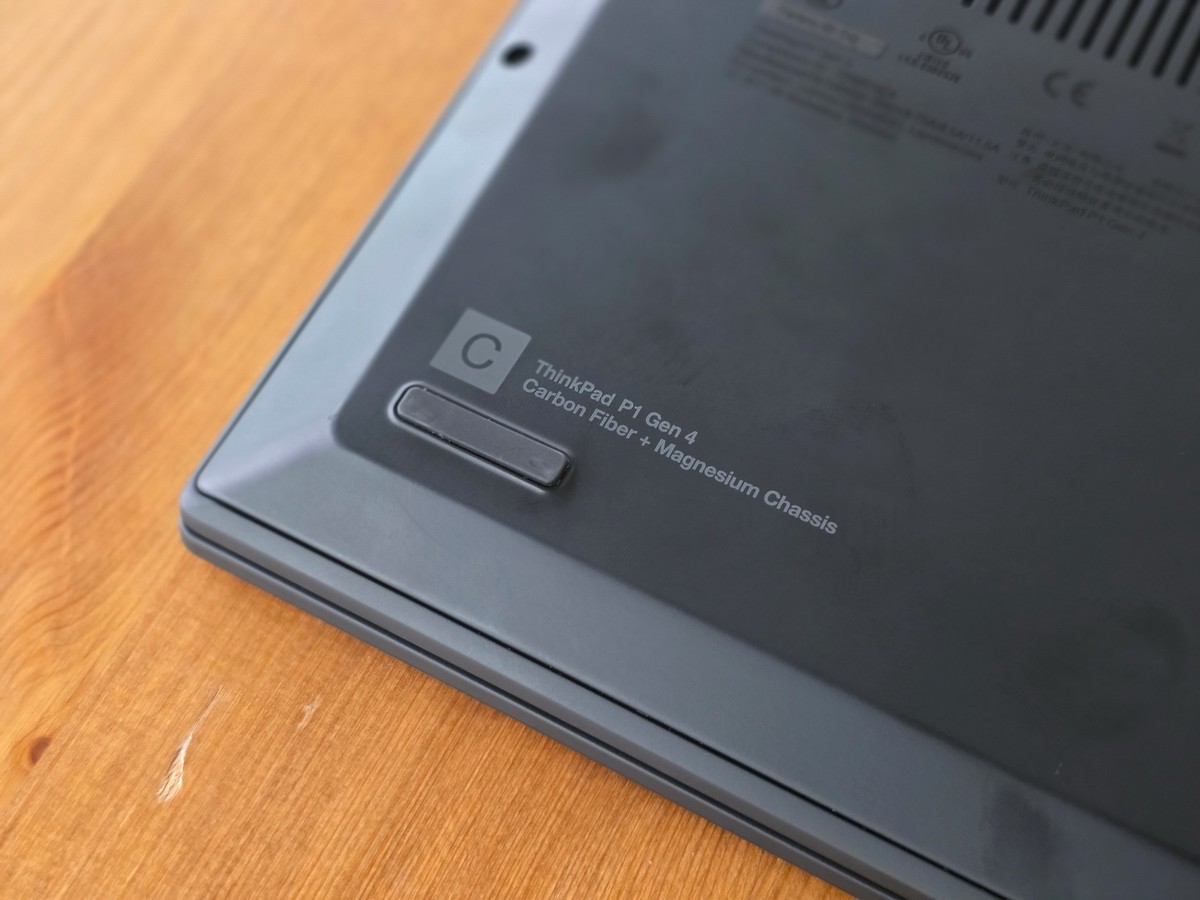 Lenovo ThinkPad P1 Gen 4 i7-11800H 16 2560×1600 16GB 512GB SSD NVIDIA RTX A2000