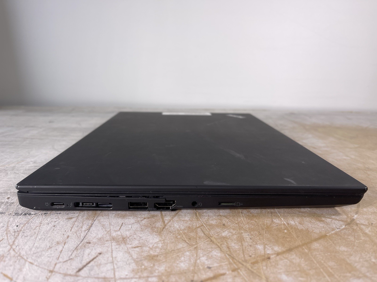 LENOVO THINKPAD T590 i7-8565U @ 1.80GHz, 16GB RAM, NO HDD/OS – (FOR PARTS)
