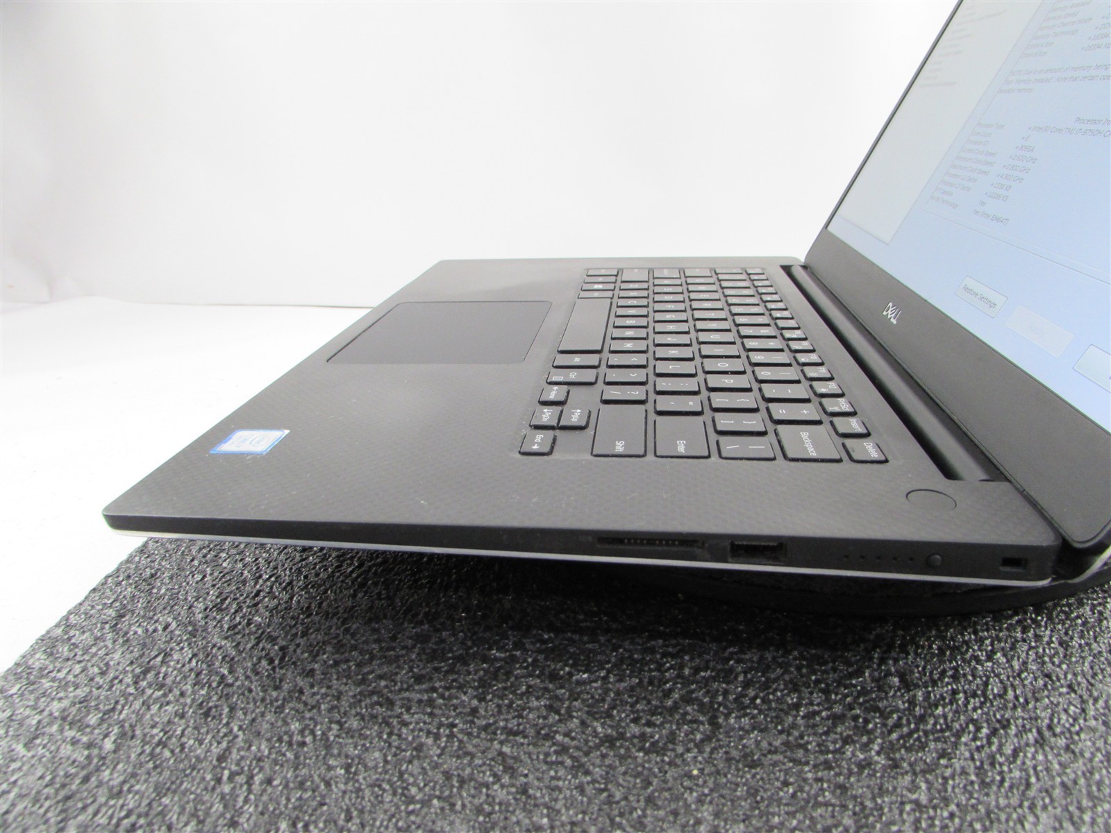 DELL PRECISION 5540 1920X1080 FHD I7-9850H 512GB SSD 32GB RAM T2000 NO O.S