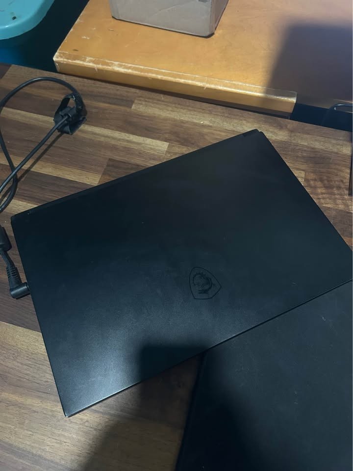 MSI GS66 Stealth 11UE Laptop 15.6″ 240Hz, I7-11800H, 16GB RAM, RTX 3060, 1TB SSD