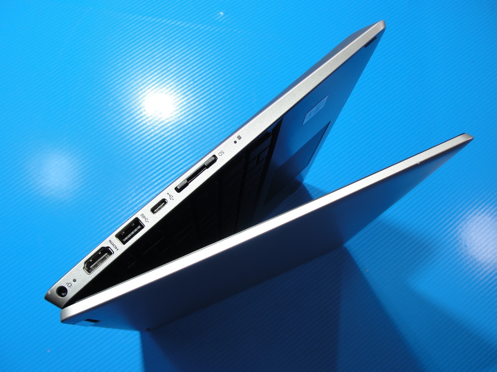 HP Pavilion x360 14-DH2011NR 14″ TOUCH Core i5-1035G1 1.0GHz 8GB RAM 512GB SSD