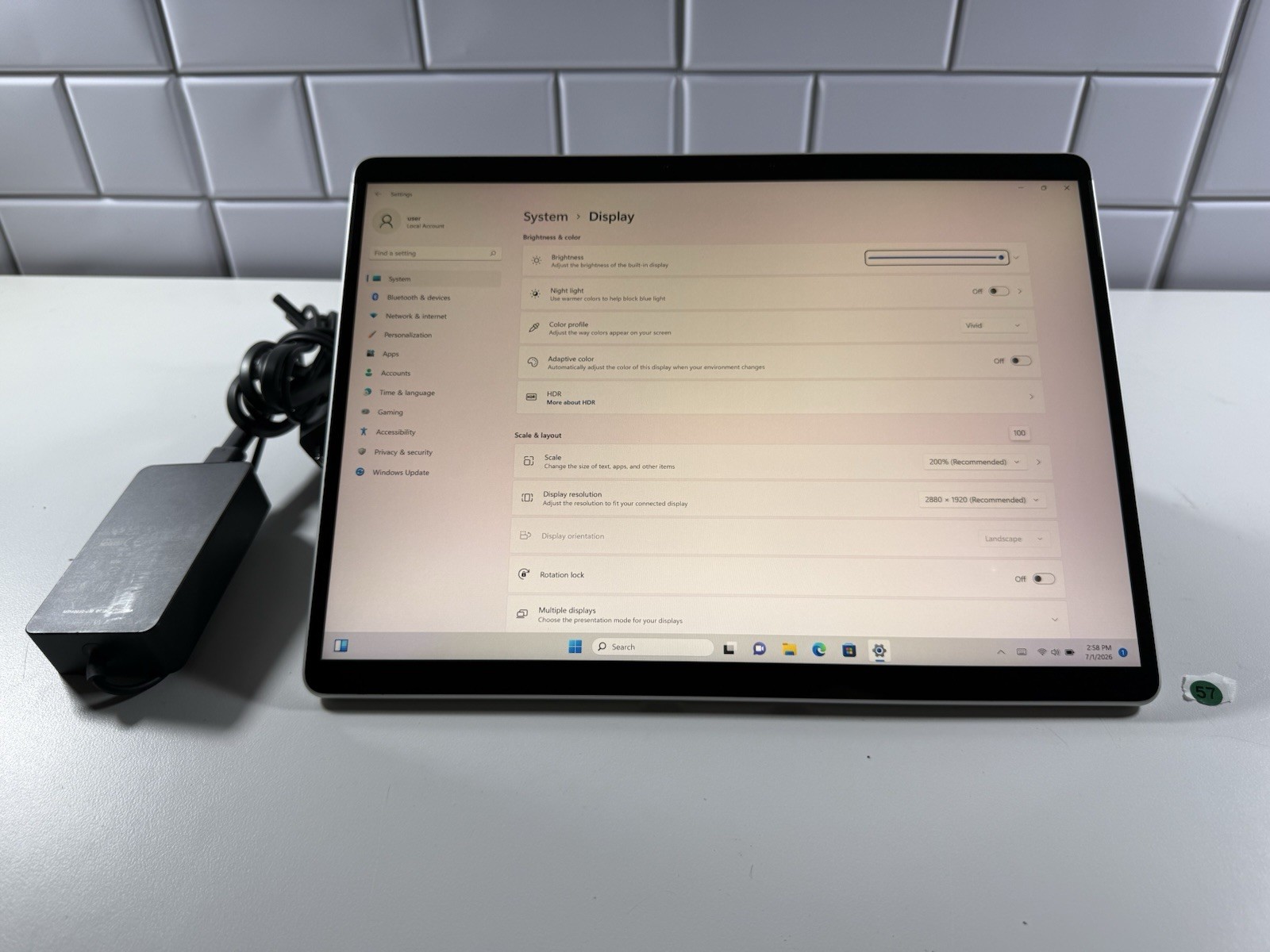 Microsoft Surface Pro 8 (1982) i5-1145G7 – 16GB RAM – 256GB 120Hz – Win 11 Pro