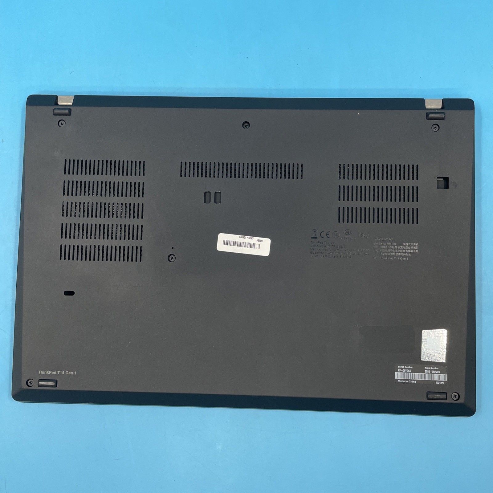 Lenovo ThinkPad T14 Gen 1 | i7-10610U | 16GB RAM | 512GB SSD | NO OS | 78% BATT