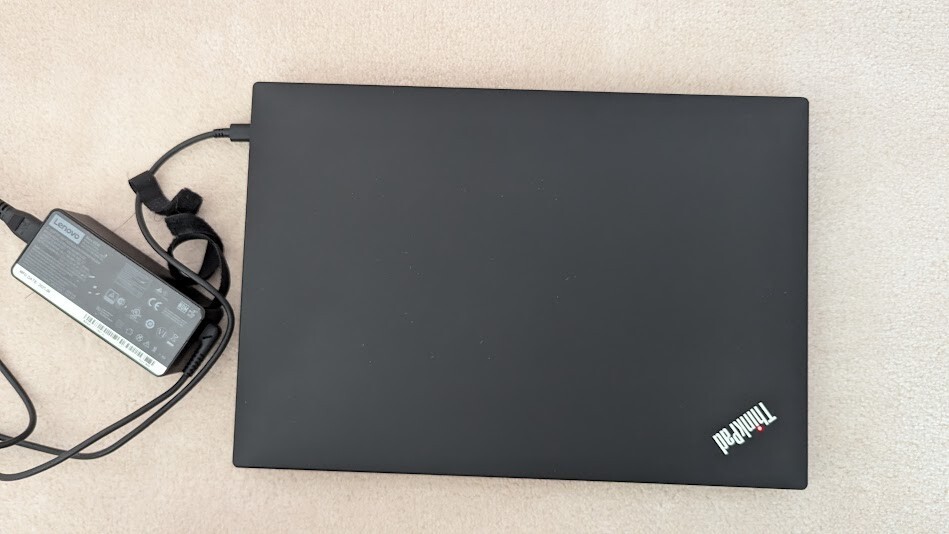 Lenovo T14 G1 i7-10610U 48GB RAM/500 GB SSD – Win 10 Pro TOUCHSCREEN