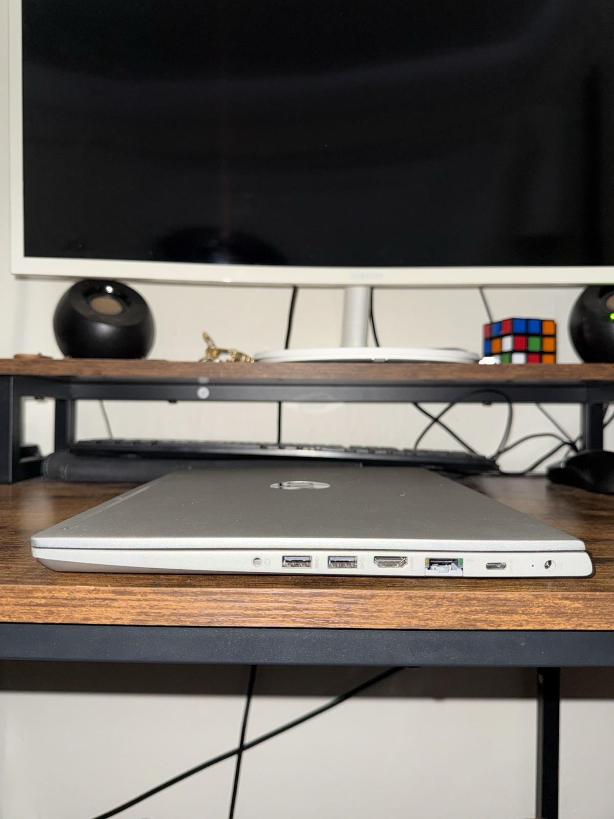HP ProBook 440 G7 14″ | Intel i5-10210U | 16GB RAM | 256GB SSD | Windows 11 Pro