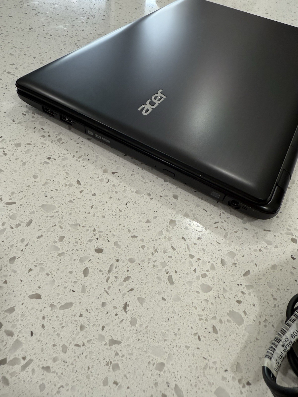 Acer Aspire E5-511-C33M Celeron N2930 1.83GHz/8GB RAM/64GB 15.6″ Win 8.1 TOUCH