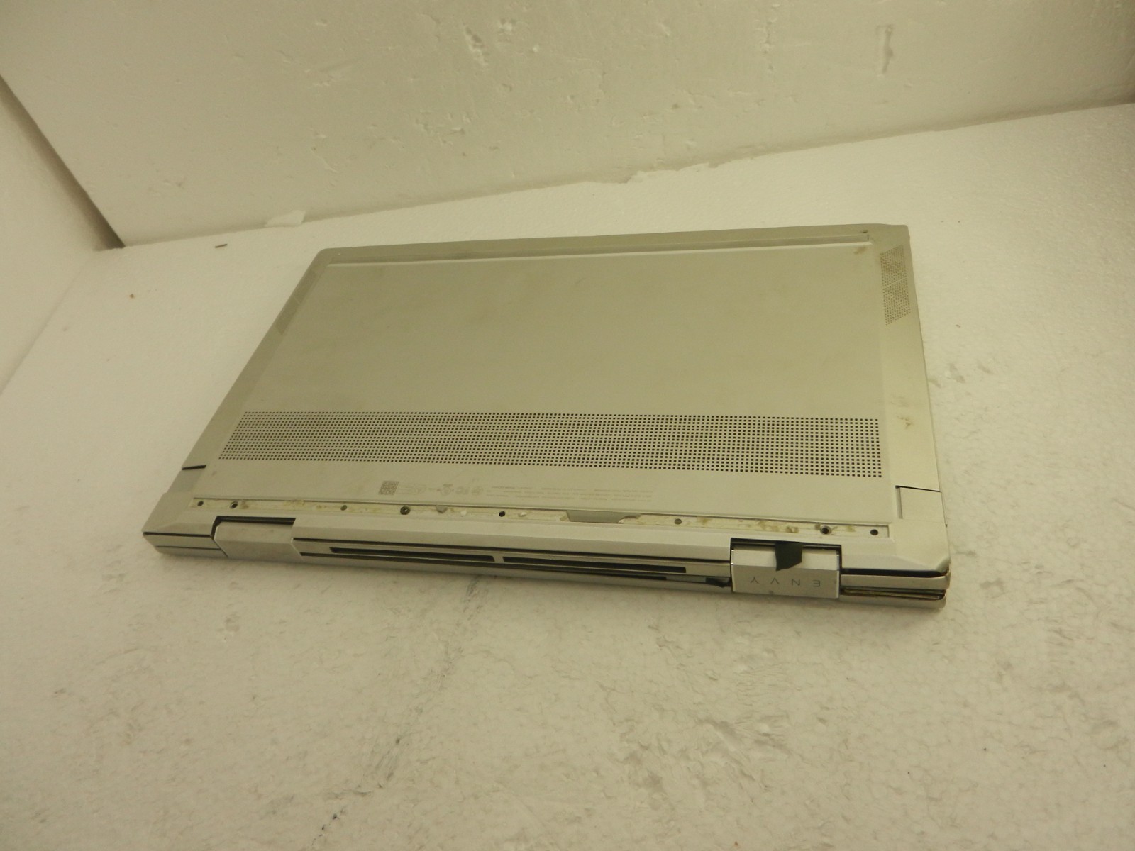 HP ENVY X360 Convertible 13M – CORE i7-1195G7 / 8GB RAM / NO HDD – PARTS/REPAIR