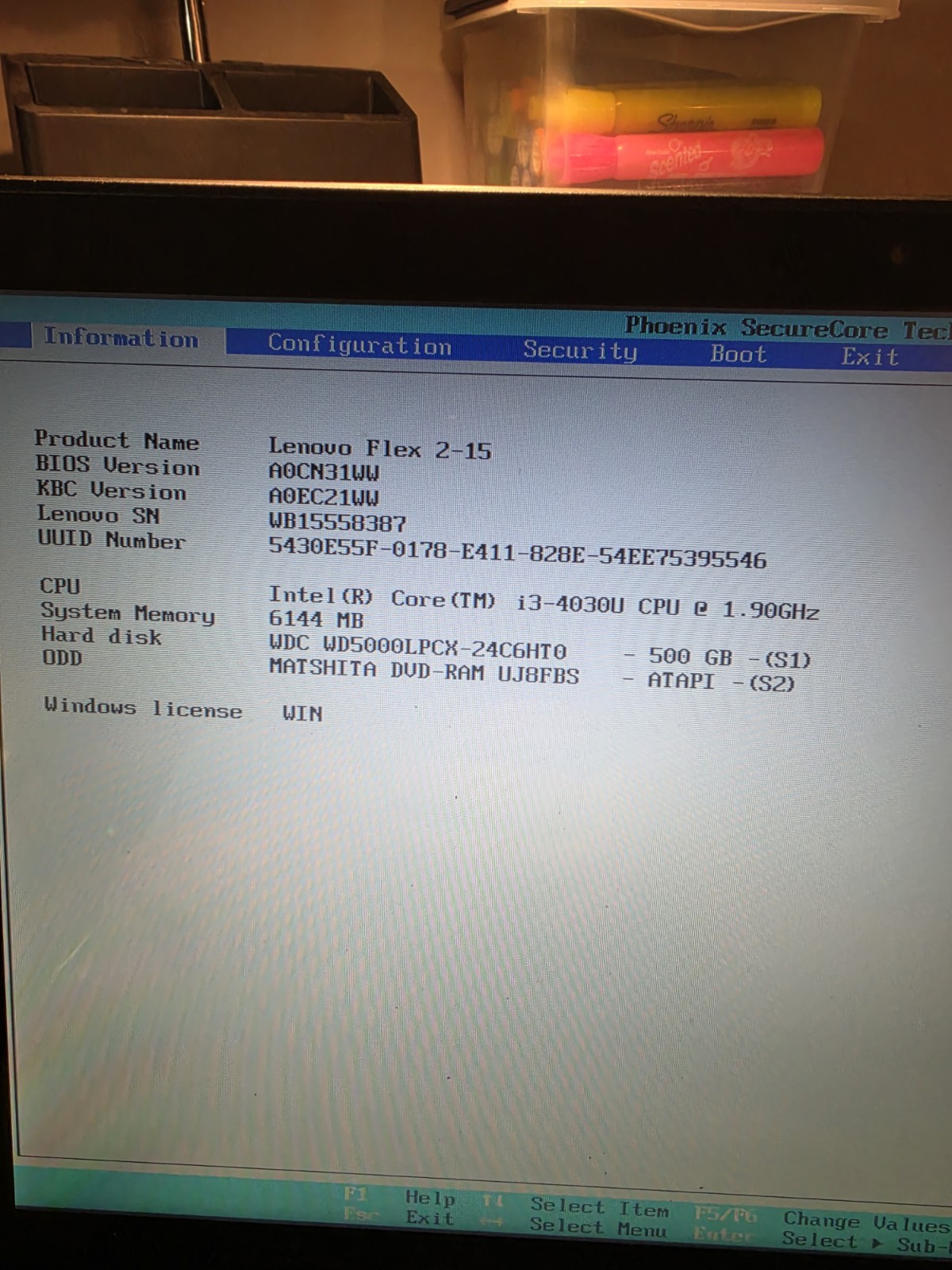 Lenovo Flex 2-15 15.6 FHD Touchscreen Laptop/i3-4030U/6GB/500gb HDD/Windows 8