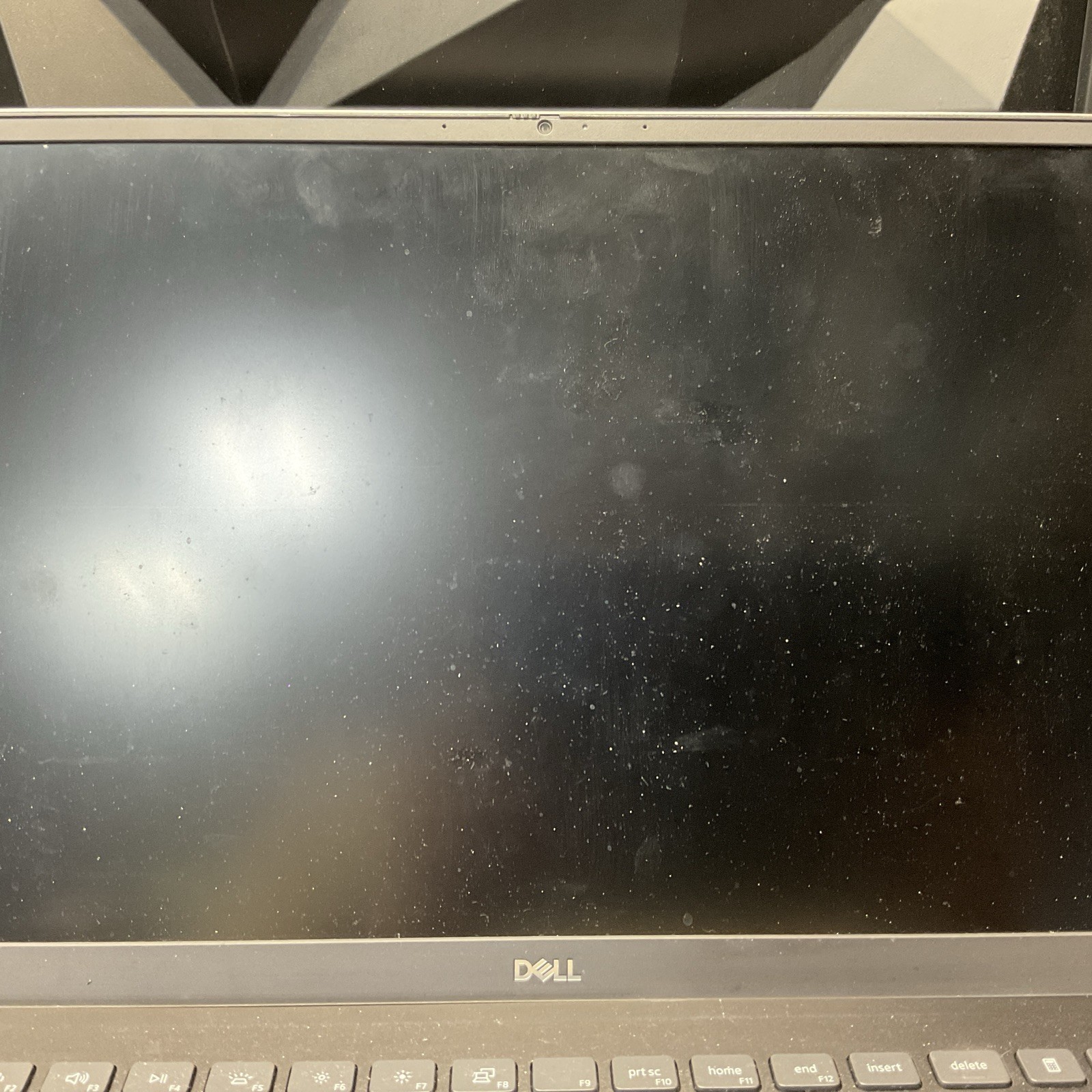 Dell Vostro 15 5501 / i5 10th Gen / BIOS Unlocked / No RAM / No SSD / C5