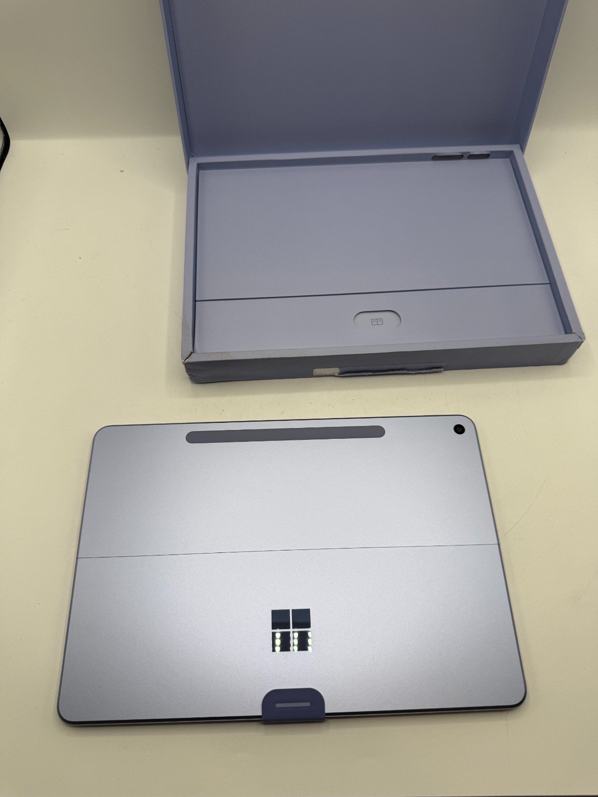 Microsoft Surface Pro 12” 2025 Snapdragon X Plus 16GB RAM 512GB SSD Violet
