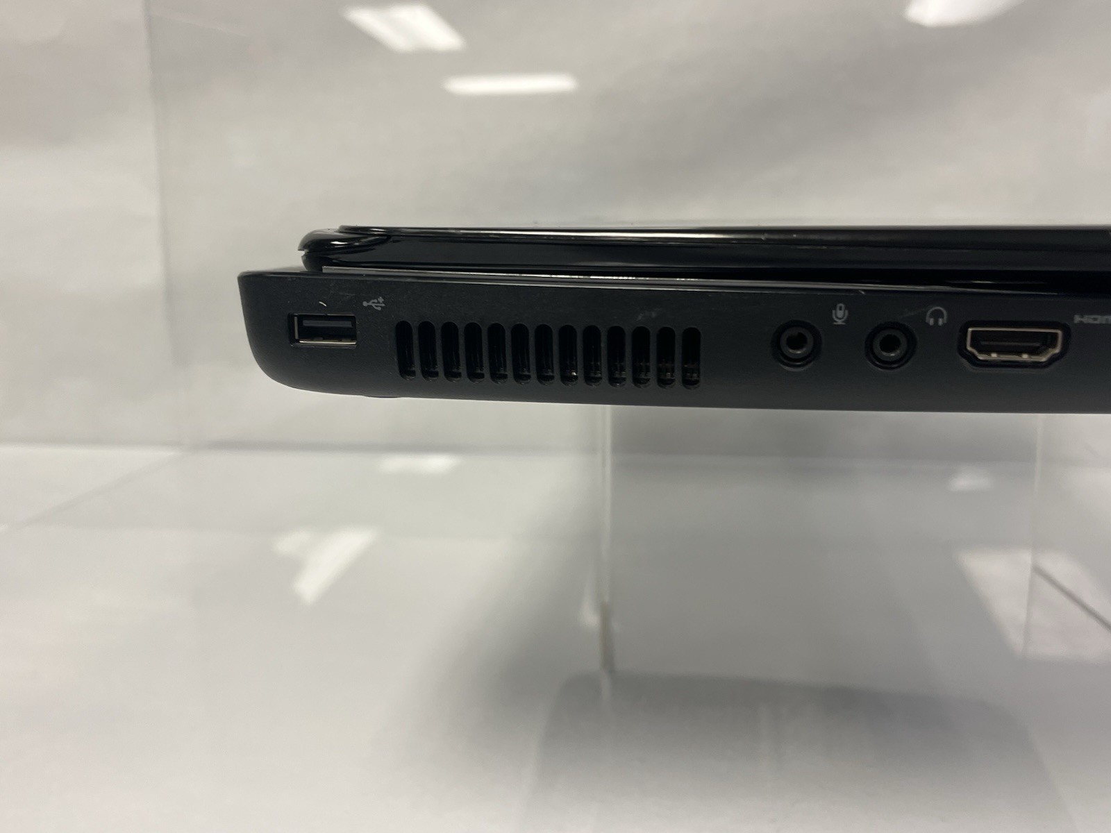 DELL INSPIRON N5010 INTEL CORE I3 M370 2.40GHZ 3GB RAM NO HDD NO OS
