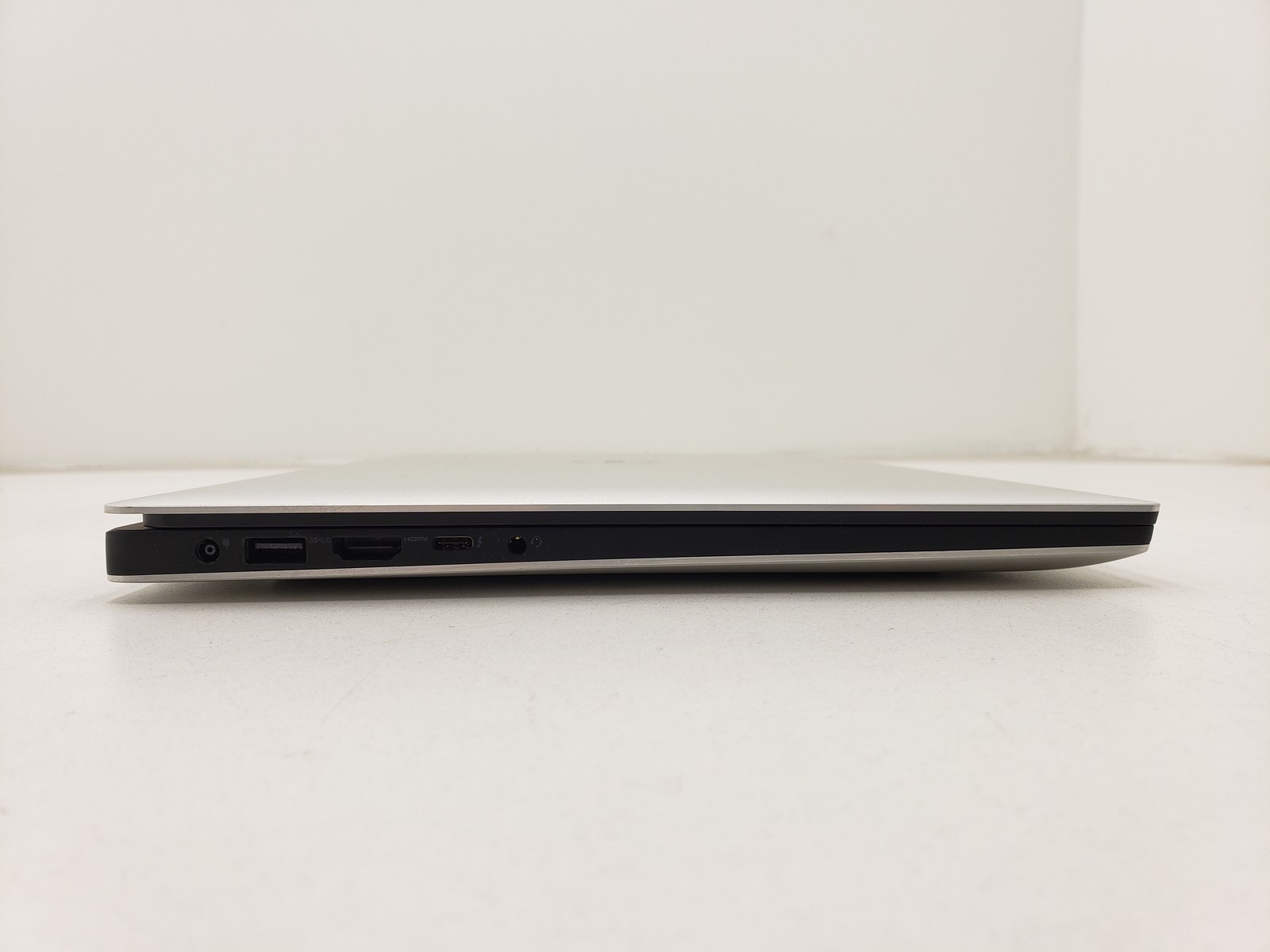 Dell XPS 15 9570 i7-8750H 16GB RAM 256GB SSD GTX 1050Ti Win 11 Touch Laptop PC.