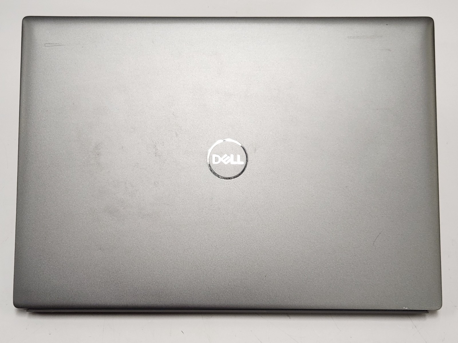 Dell Vostro 5620 Laptop Intel Core i5-1240P 1.7GHz 8GB RAM 256GB SSD W11P + AC