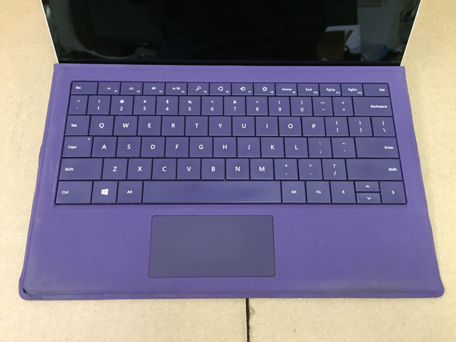 Microsoft Surface Pro 3 12″ i5-4300U 8GB RAM 256GB SSD w/KB No AC -Cracked