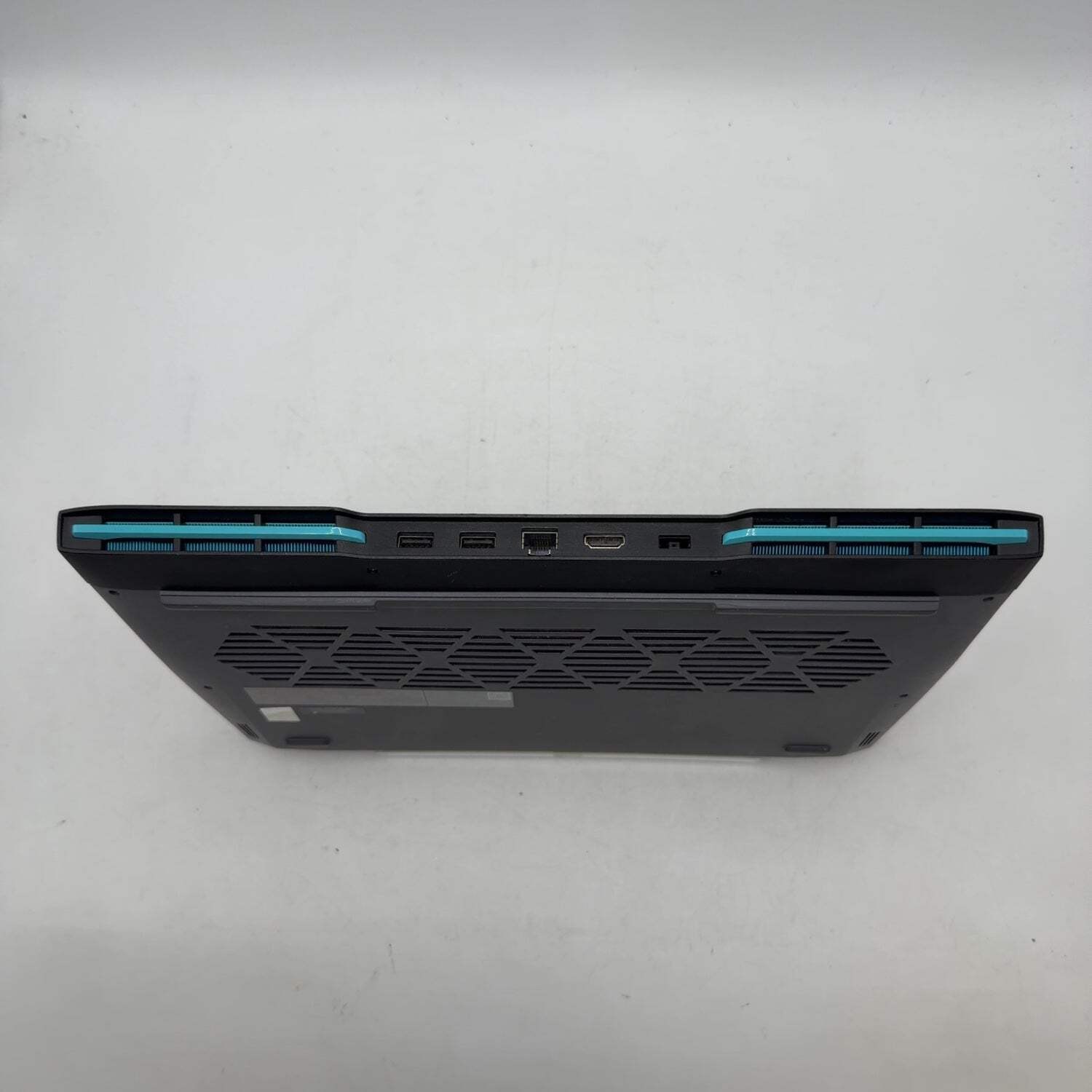 Lenovo LOQ 15 82XT 15.3″ Ryzen 7 7840HS 3.8GHz 16GB RAM 500GB SSD RTX 4050