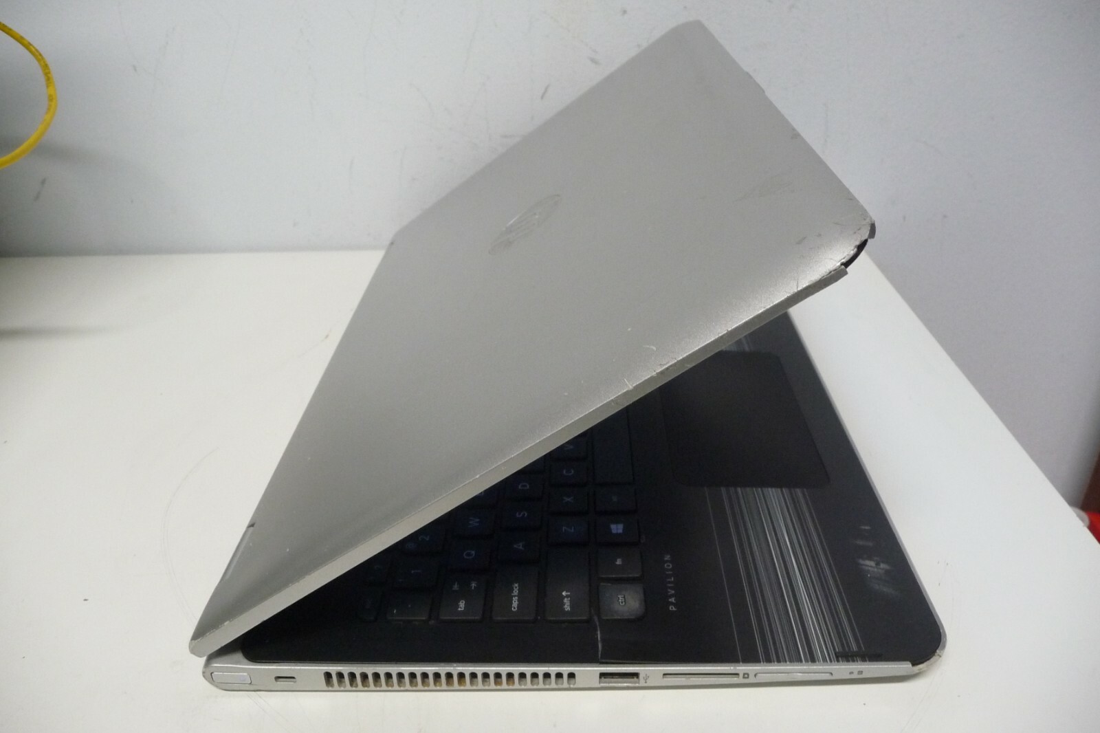 HP Pavilion X360 TOUCH Laptop Intel Pentium 4405U 2.1Ghz 4GB BOOTS TO BIOS