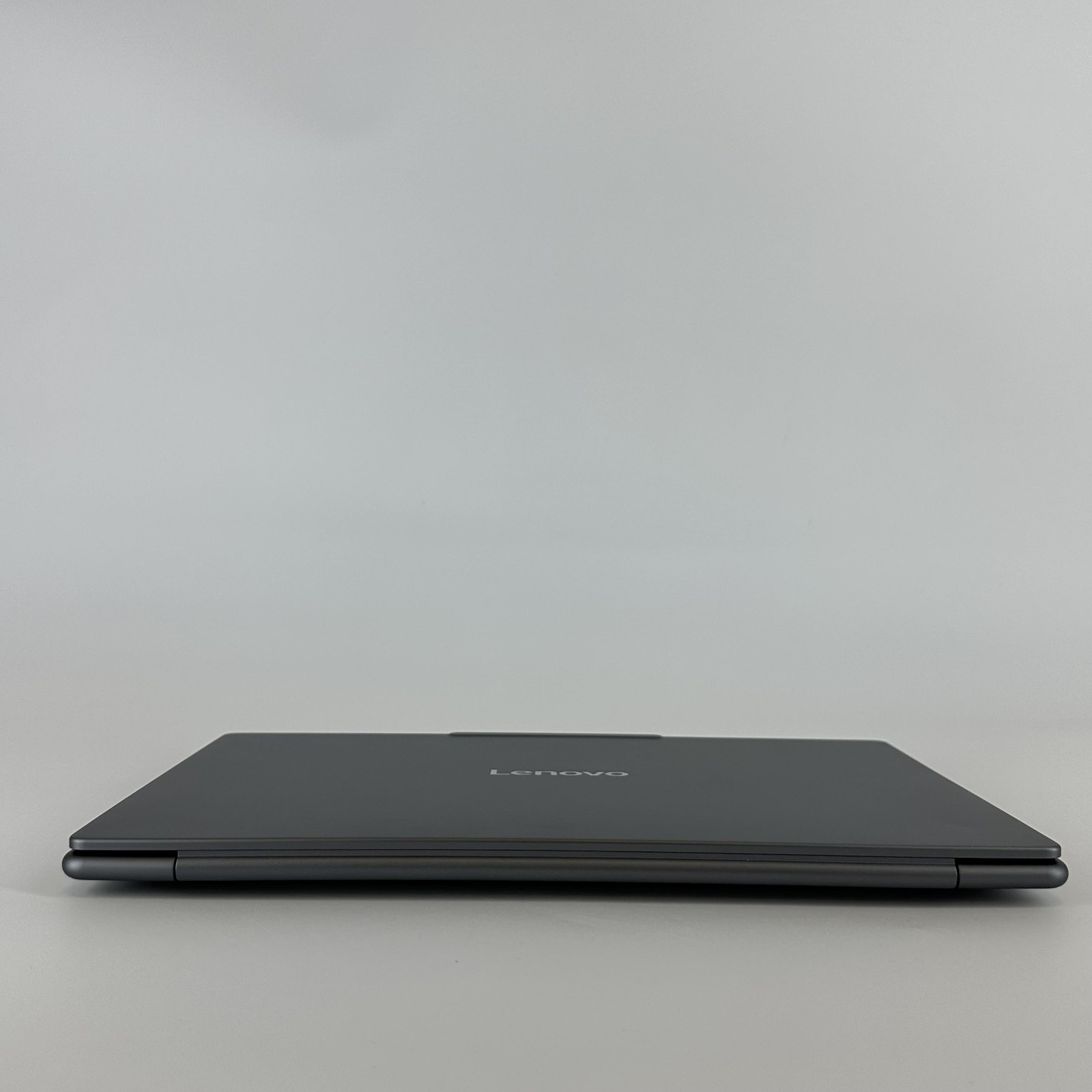 Lenovo Slim 7i 14 Gray FHD+ 2.2 GHz Ultra 7 256V 16GB RAM 1TB SSD Good