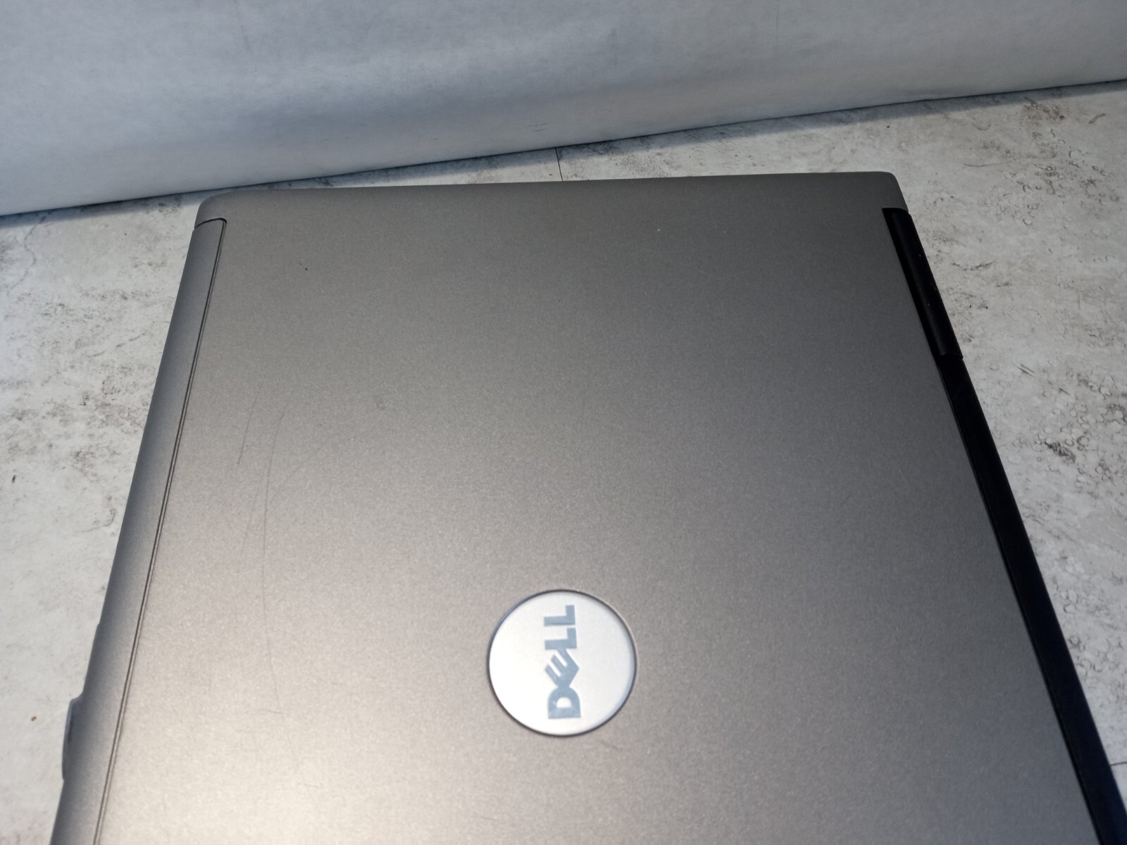 Dell D620 Laptop / 1.66ghz / 2gb / Windows XP / WIFI / DVD / very fast! RS232