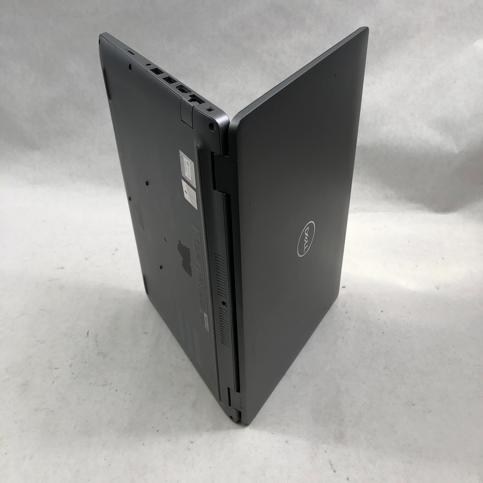 Dell Latitude 5430 14″ FHD Touch Core i5-1235U 32GB RAM 256GB SSD Win 11 Pro