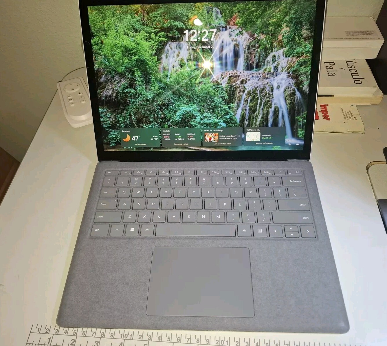 Microsoft Surface Laptop 4 AMD Ryzen 5 2.2GHz 16GB RAM 1Tb SSD Win11 Pro Touch