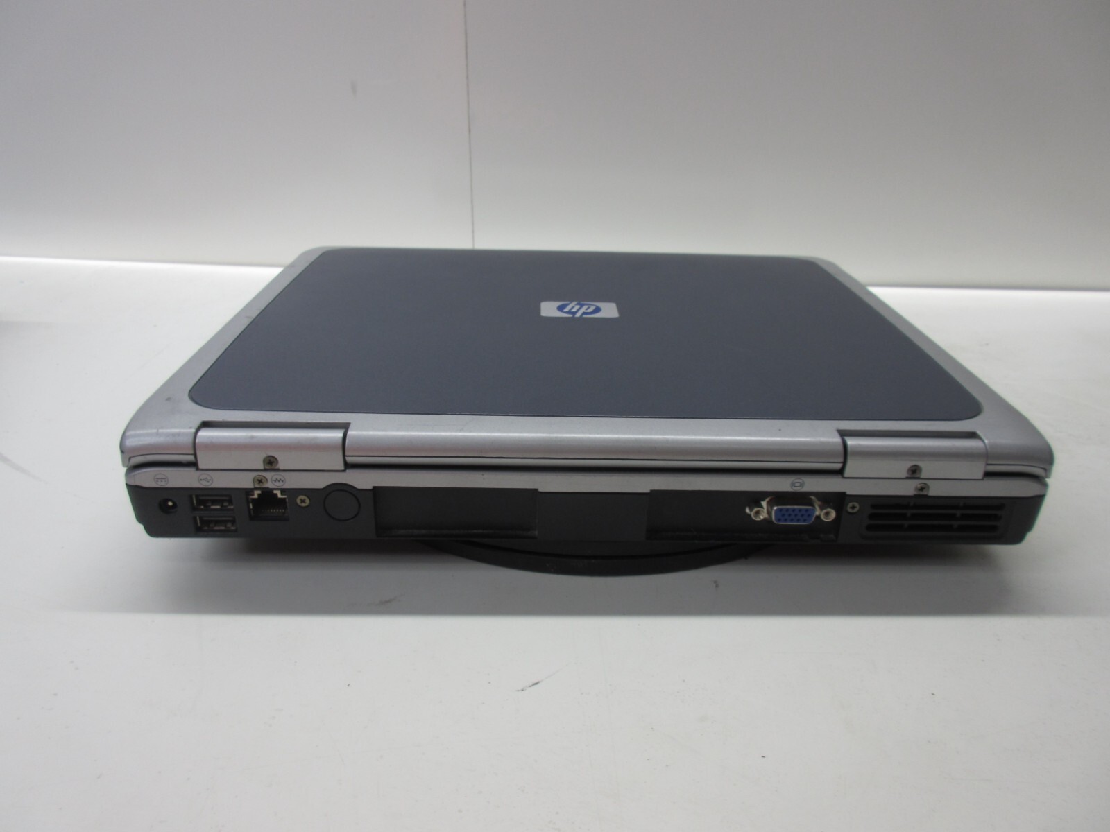 HP Pavilion ZE4910US Laptop Intel Celeron M512MB No HDD/Battery/Screen Dim