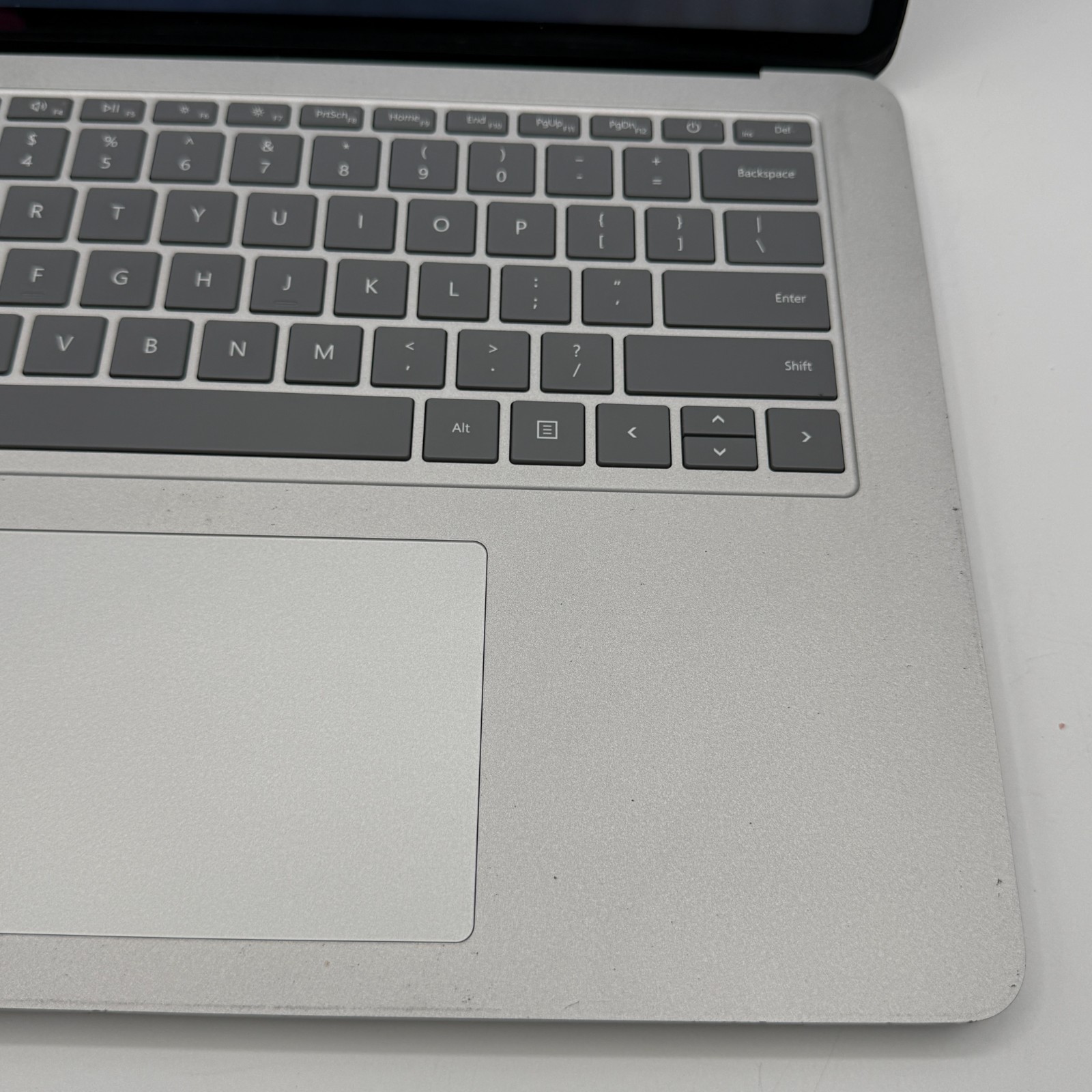 Microsoft Surface Laptop Studio 1964 14.4″ i7-11370H RTX A2000 32GB RAM 512GB