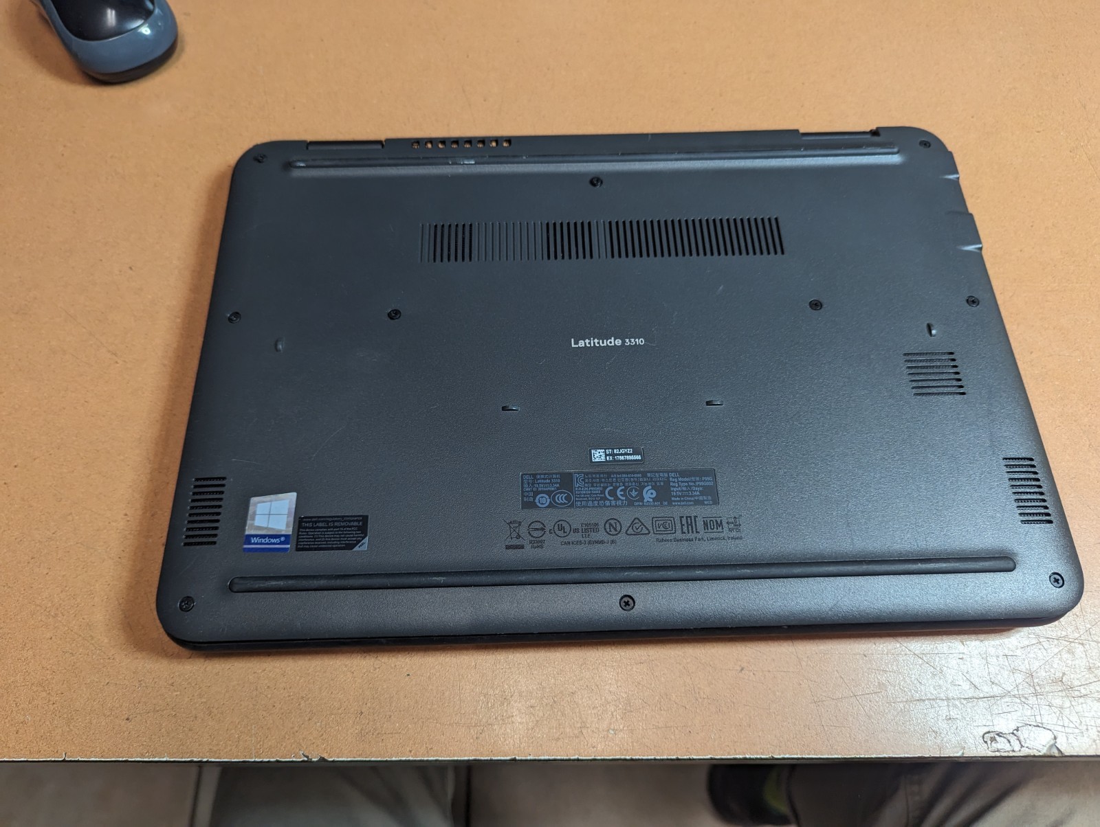 PARTS Dell Latitude 3310 Laptop PC 13.3″ bad motherboard