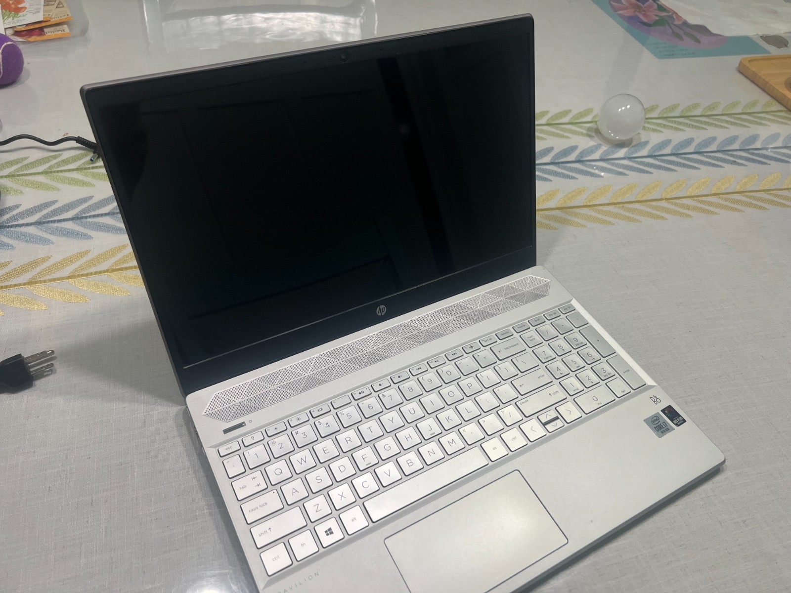 HP PAVILION 15-CS3XXX Laptop Core i7-1065G7 – 16 GB – 512GB SSD – Windows 11 Pro