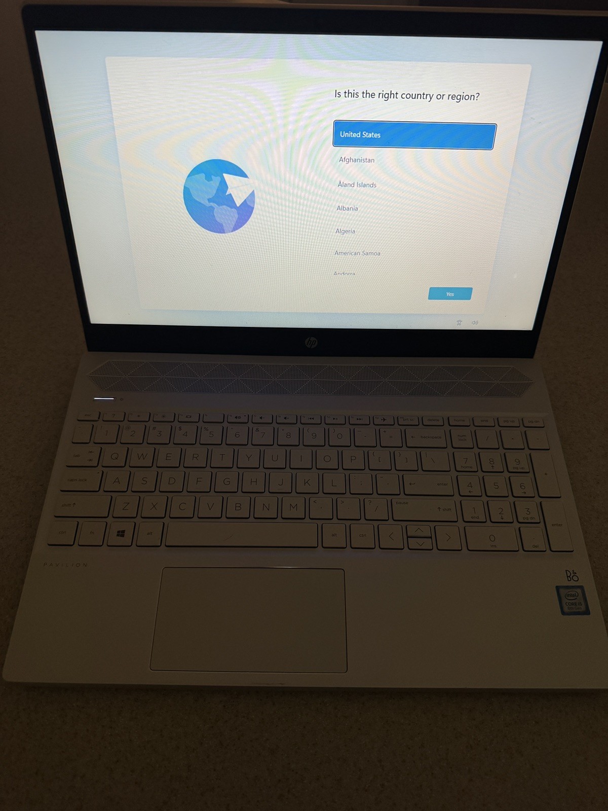 HP Pavilion 15-cs0051wm Laptop 15.6″ HD Touch i5-8250U 8GB 1TB HDD +16GB Optane