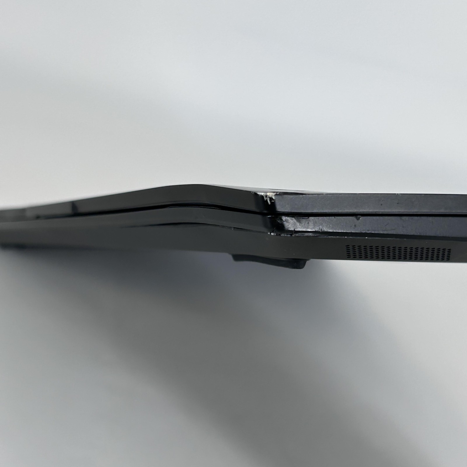 Lenovo Legion Slim 7 15.6 165Hz FHD 3.3 GHz Ryzen 9 5900HX 32GB 2TB SSD RTX 3060