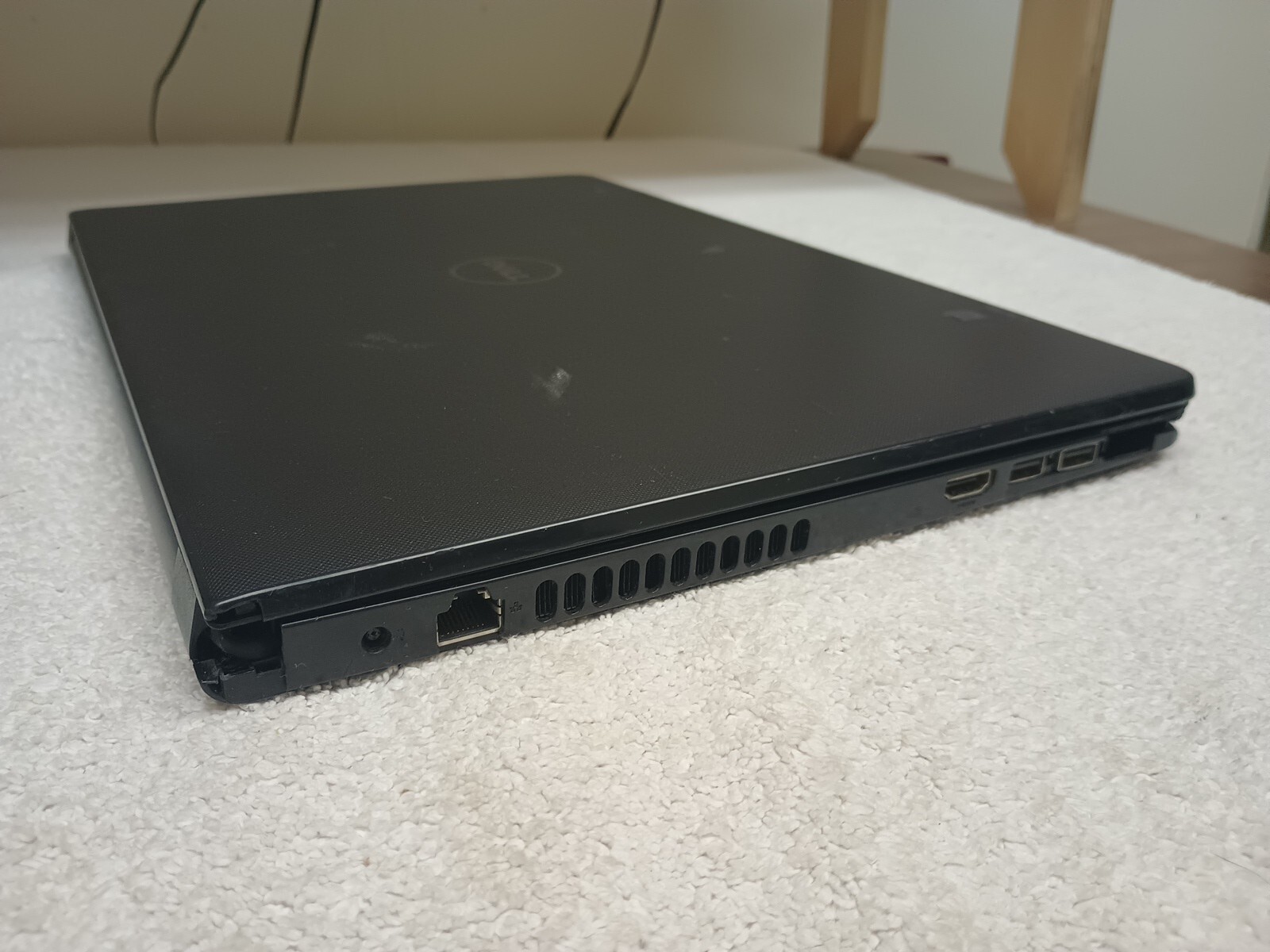 Dell Inspiron 15-3565 AMD A6-9200 R4 5 Cores (2C+3G) @ 2.0 GHz (No HDD No Ram)