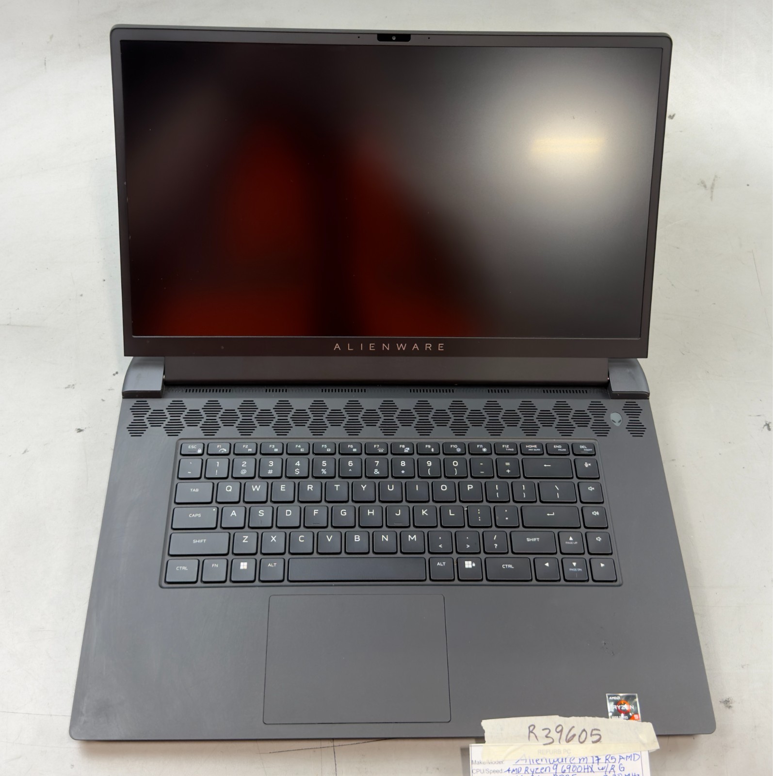 Alienware M17 R5 AMD Ryzen 9 6900HX / 16GB RAM / NO SSD -RL6014