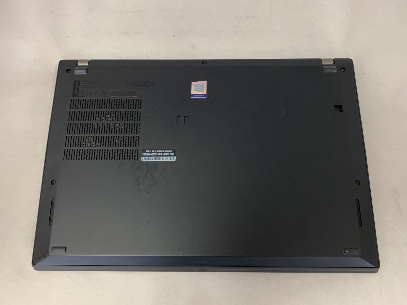 Lenovo ThinkPad T490s 14″ i7-8665U 1.9GHz 8GB 256GB W11P