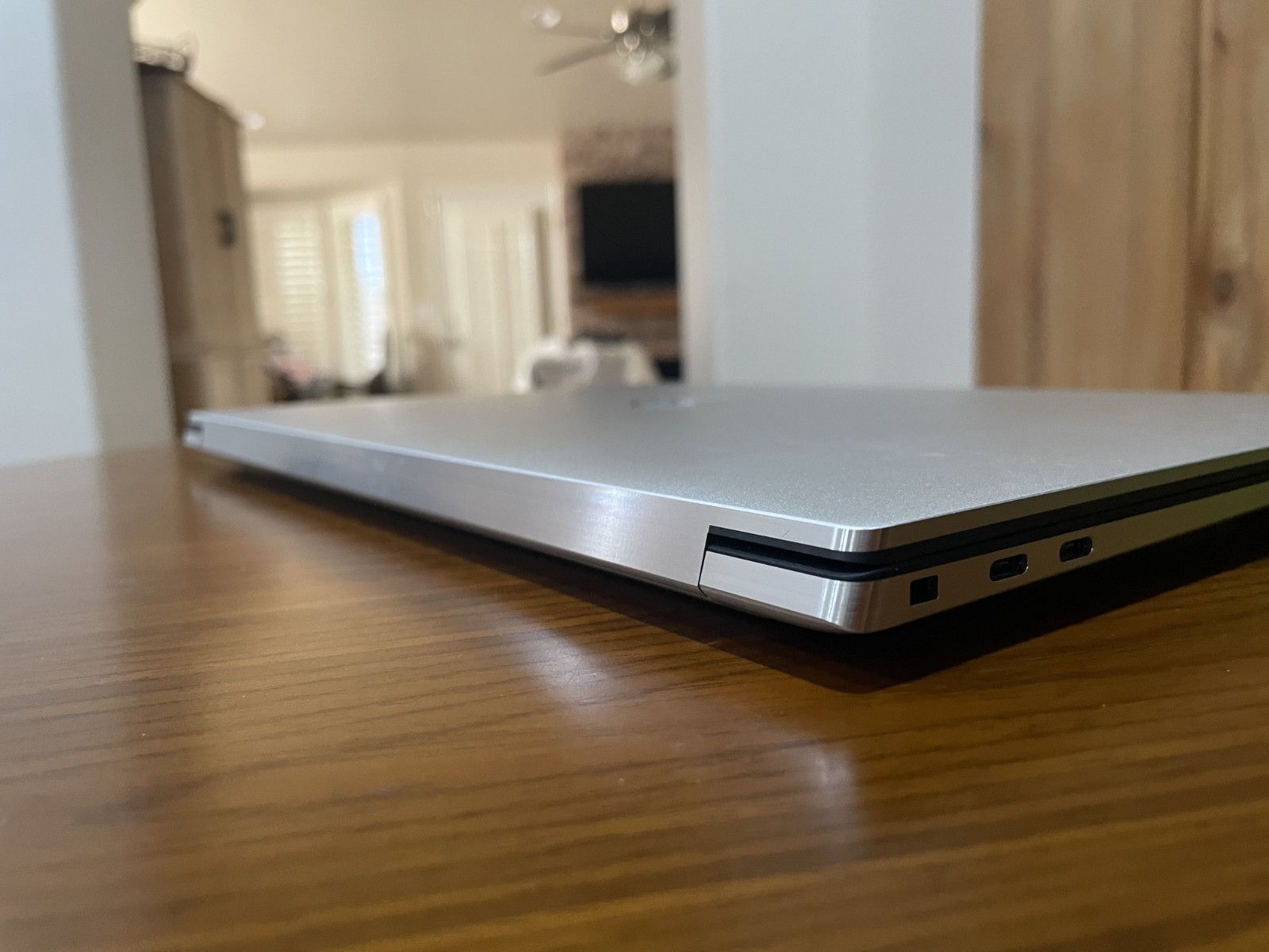 Dell XPS 15 9530 3.5K OLED Touch i7-13700H 32GB 1TB SSD RTX 4050 – 100% Battery