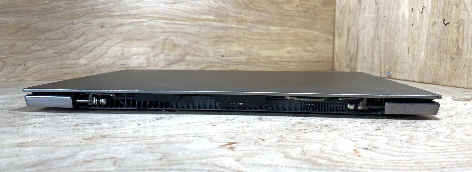 Lenovo ThinkBook 14 IIL 1.0GHz Core i5-1035G1 8GB RAM 256GB SSD WIN 11 Pro