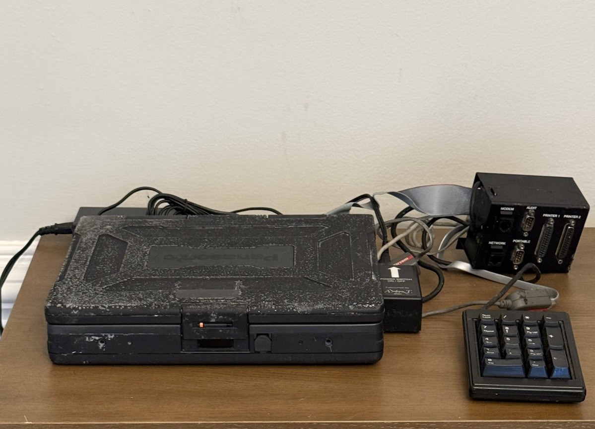 Vintage Panasonic Toughbook CF-25 Laptop | RGIS | Pentium MMX | Retro Gaming