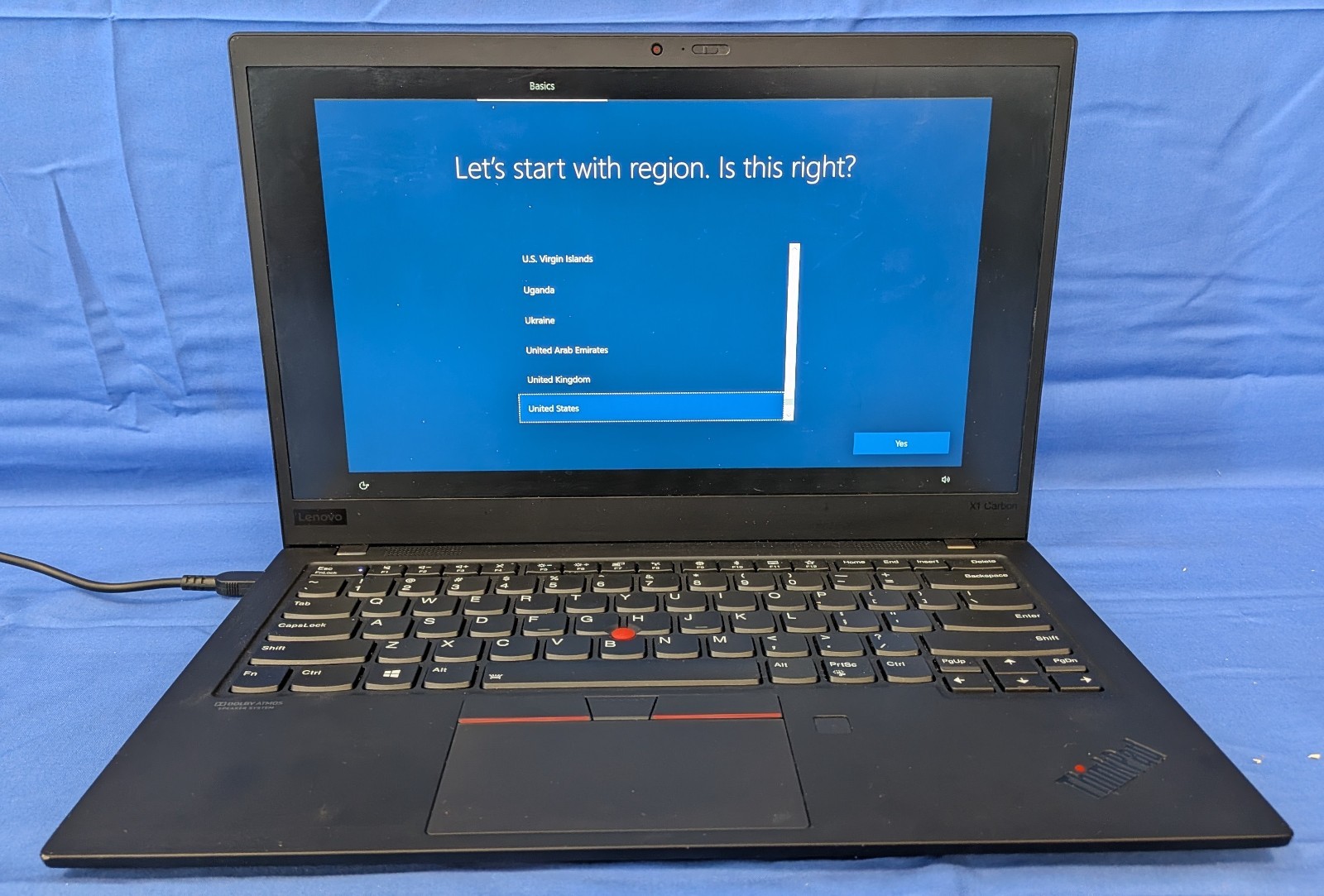 Lenovo ThinkPad X1 Carbon Gen 7 Laptop, 14″ Display, 8GB Memory, 256GB Storage