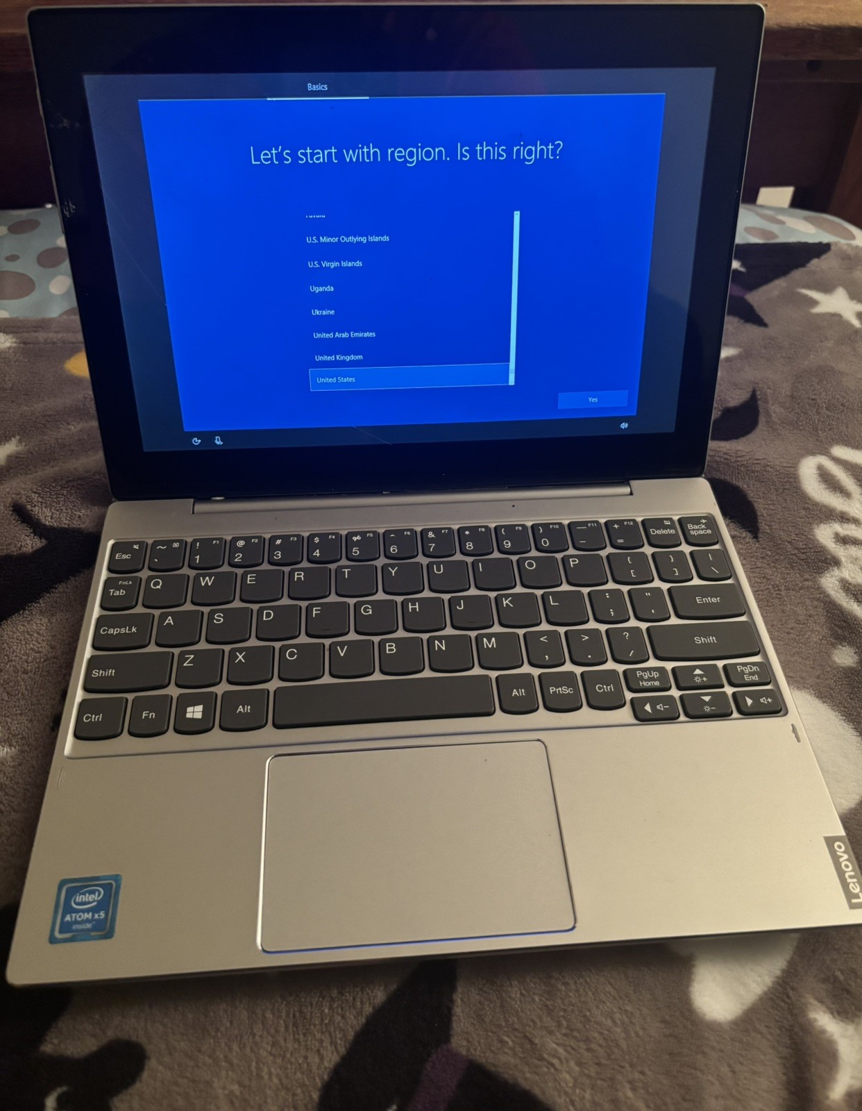 Lenovo 80XF000DUS Miix 320 10.1″ FHD Touchscreen X5-Z8350 2GB 64GB eMMC Win 10