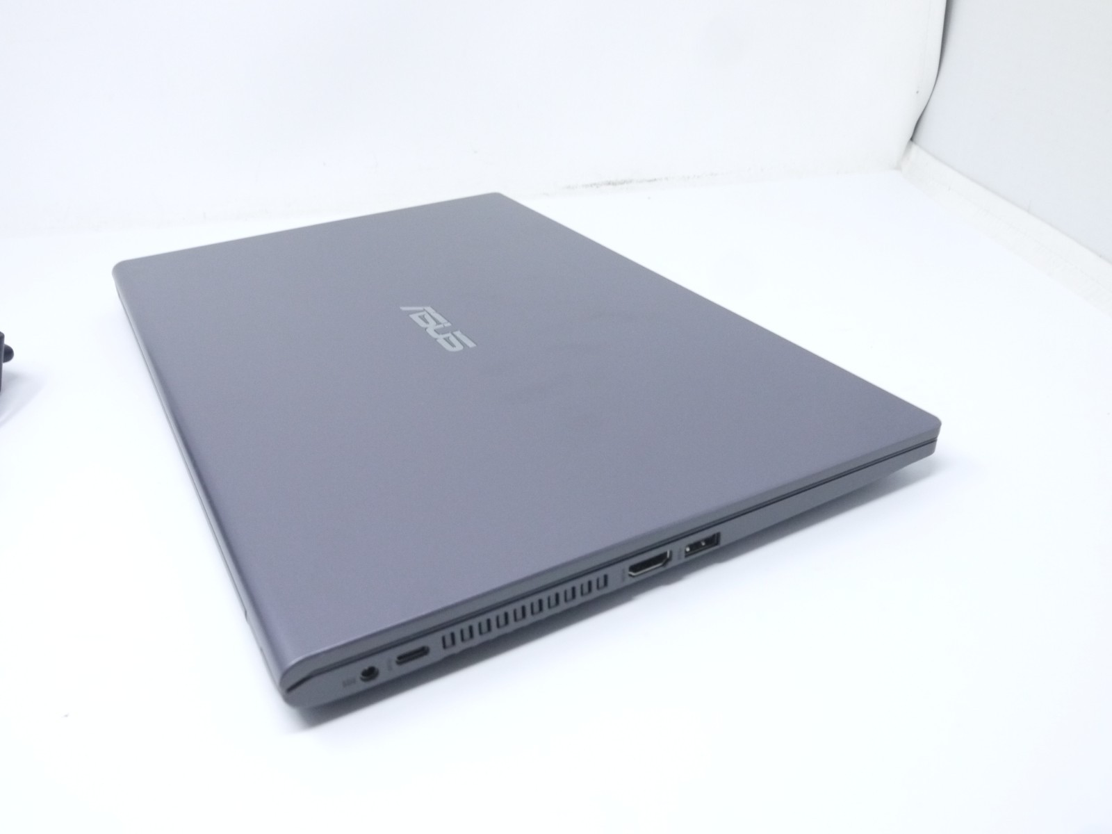 Asus Vivobook M509D 15.6″ Laptop – AMD Silver 3050U / 4GB / 1TB HDD / Win11