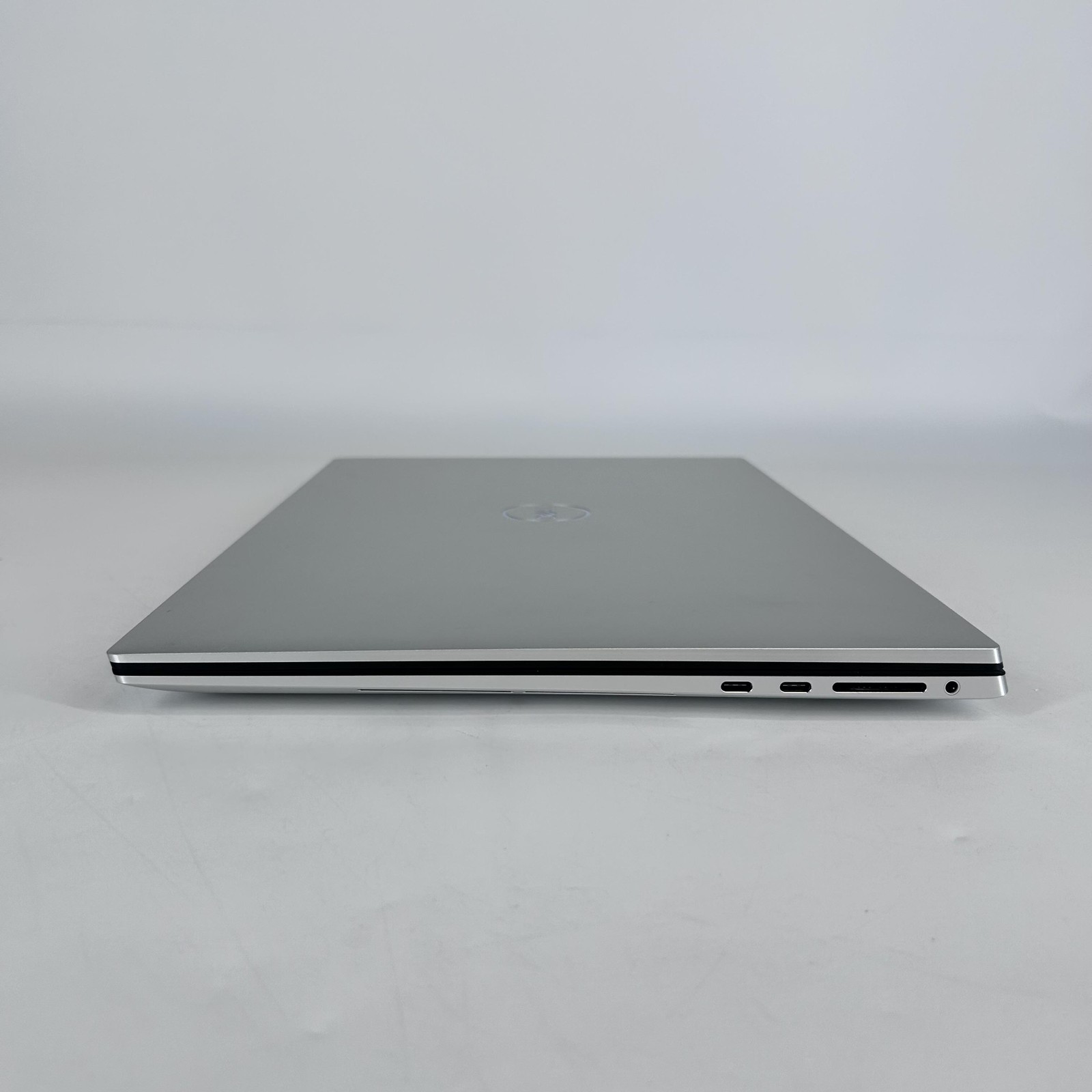 Dell XPS 17 9730 2023 Silver UHD+ TOUCH 2.6 GHz i9-13900H 64GB 2TB SSD RTX 4080