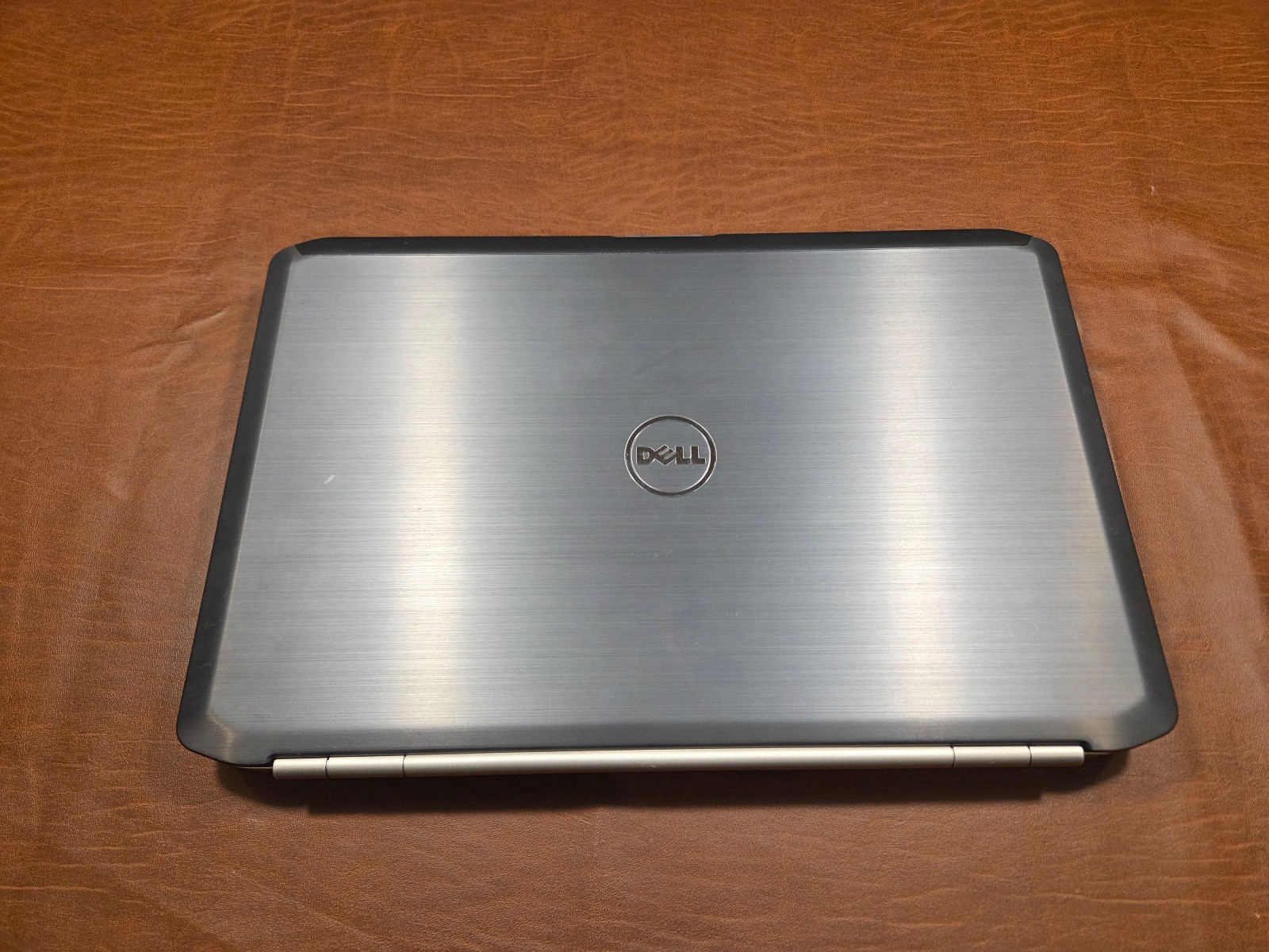 Dell Latitude E5520 Intel i3-2330M 2.2GHz 16GB RAM 320GB HDD