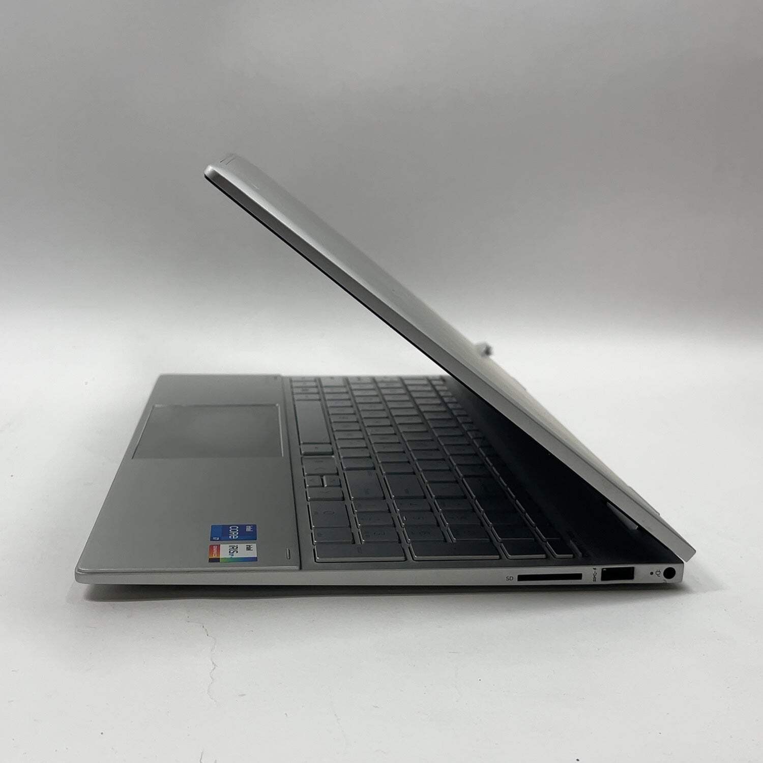 HP Envy x360 15M-ED1023DX 15.6″ i7-1165G7 2.8GHz 12GB RAM 512GB SSD