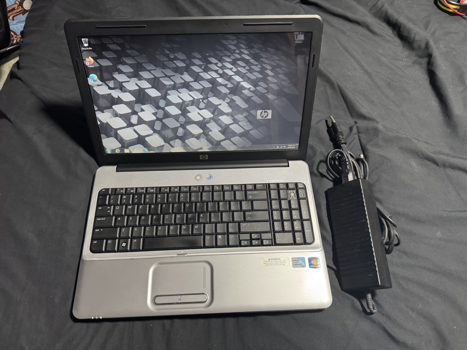 HP G60-519WM Intel Celeron 900 2.2GHz 15.6” 4GB 240GB Win7 Updated Cleaned Works