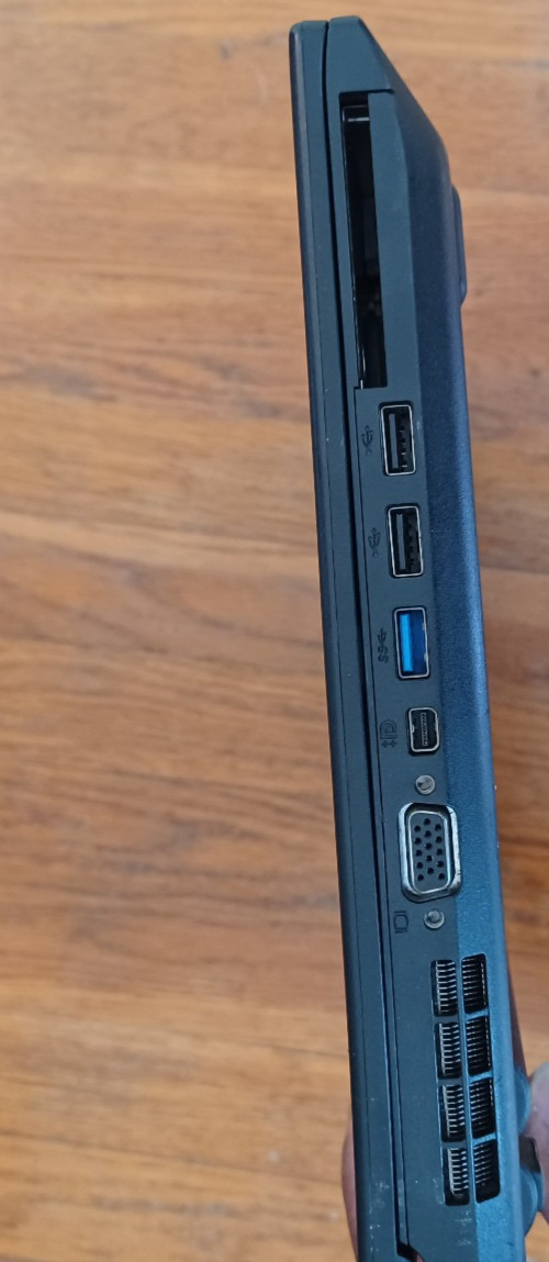 Lenovo ThinkPad L430 Intel Core i5-2520M 2.5GHz 4GB RAM 320GB HD. AC Adapter Inc