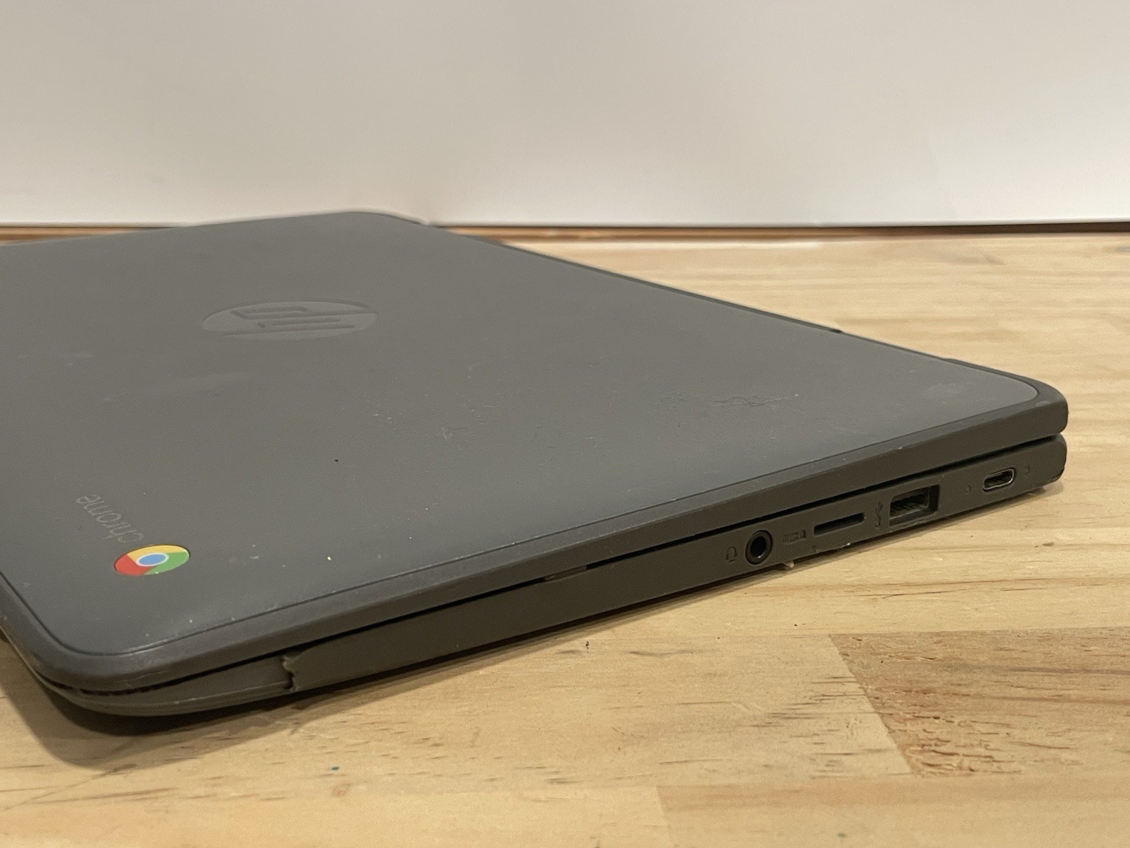 HP Chromebook x360 11 G1 EE Touch 11.6” Celeron N3350 4GB 32GB ChromeOS -Grade C