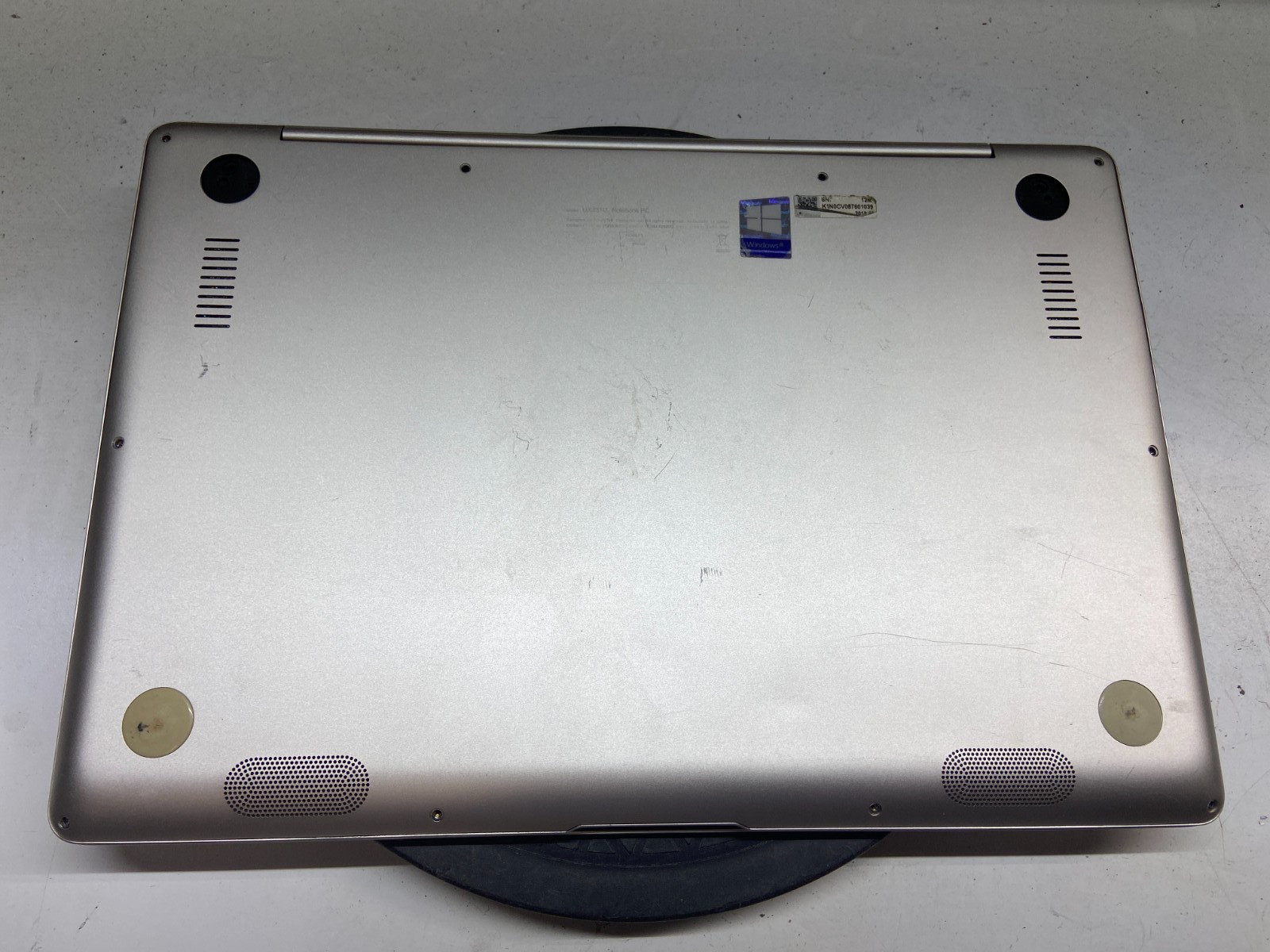 Asus Zenbook UX331U Intel Core i5-8250U 1.6GHz 8GB NO HDD