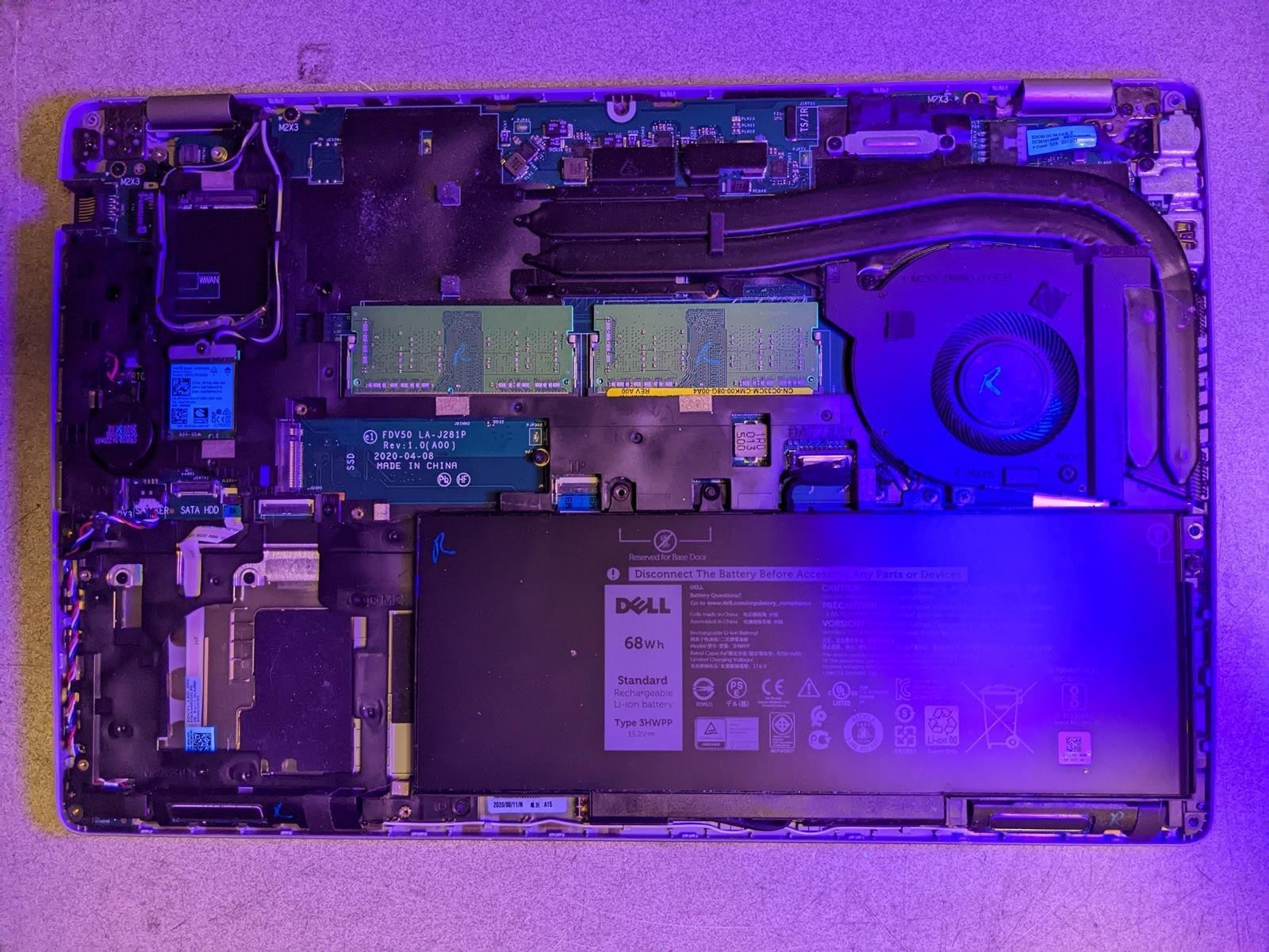 DELL LATITUDE 5511 i7-10850H @ 2.70 GHz, 8GB RAM, NO HDD/OS